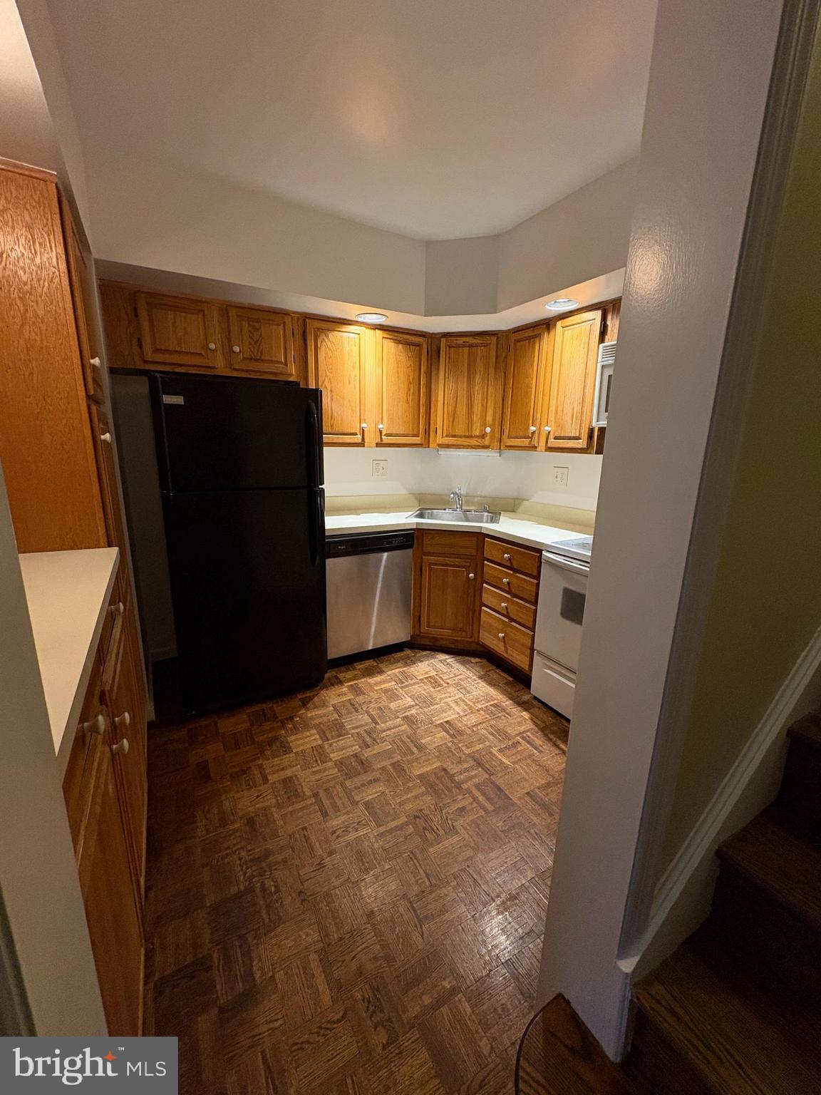 ARCH HALL - Residential Lease