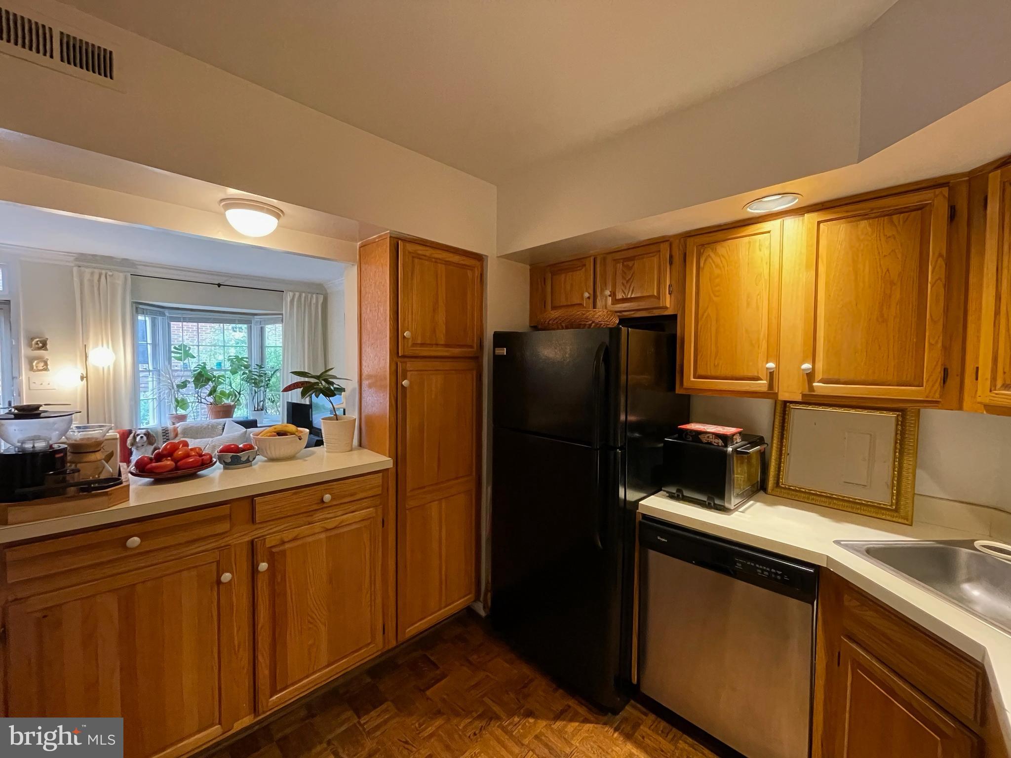 ARCH HALL - Residential Lease