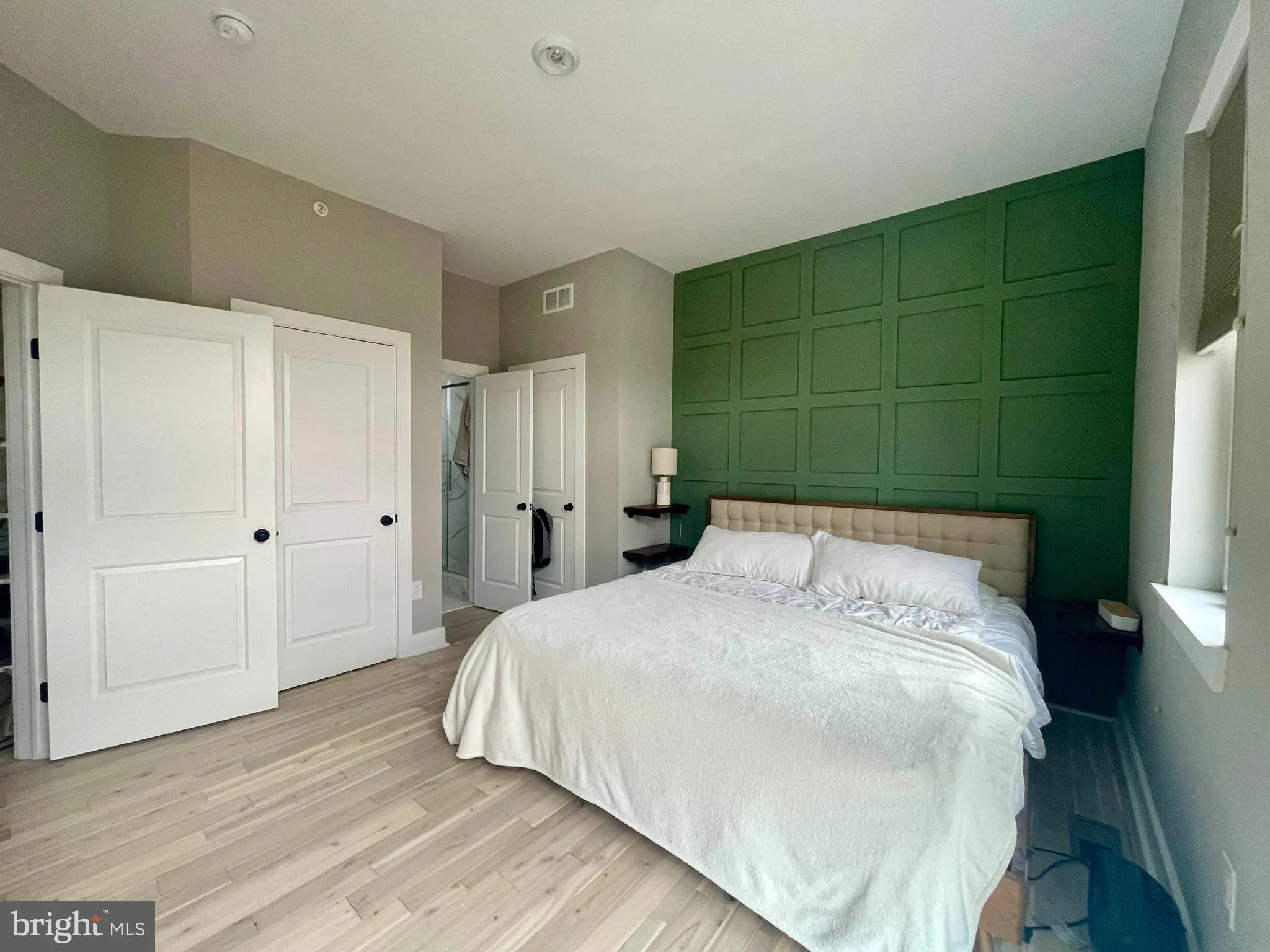 Philadelphia, Pennsylvania 19146, United States, 2 Bedrooms Bedrooms, ,3 BathroomsBathrooms,Residential,Active,128928