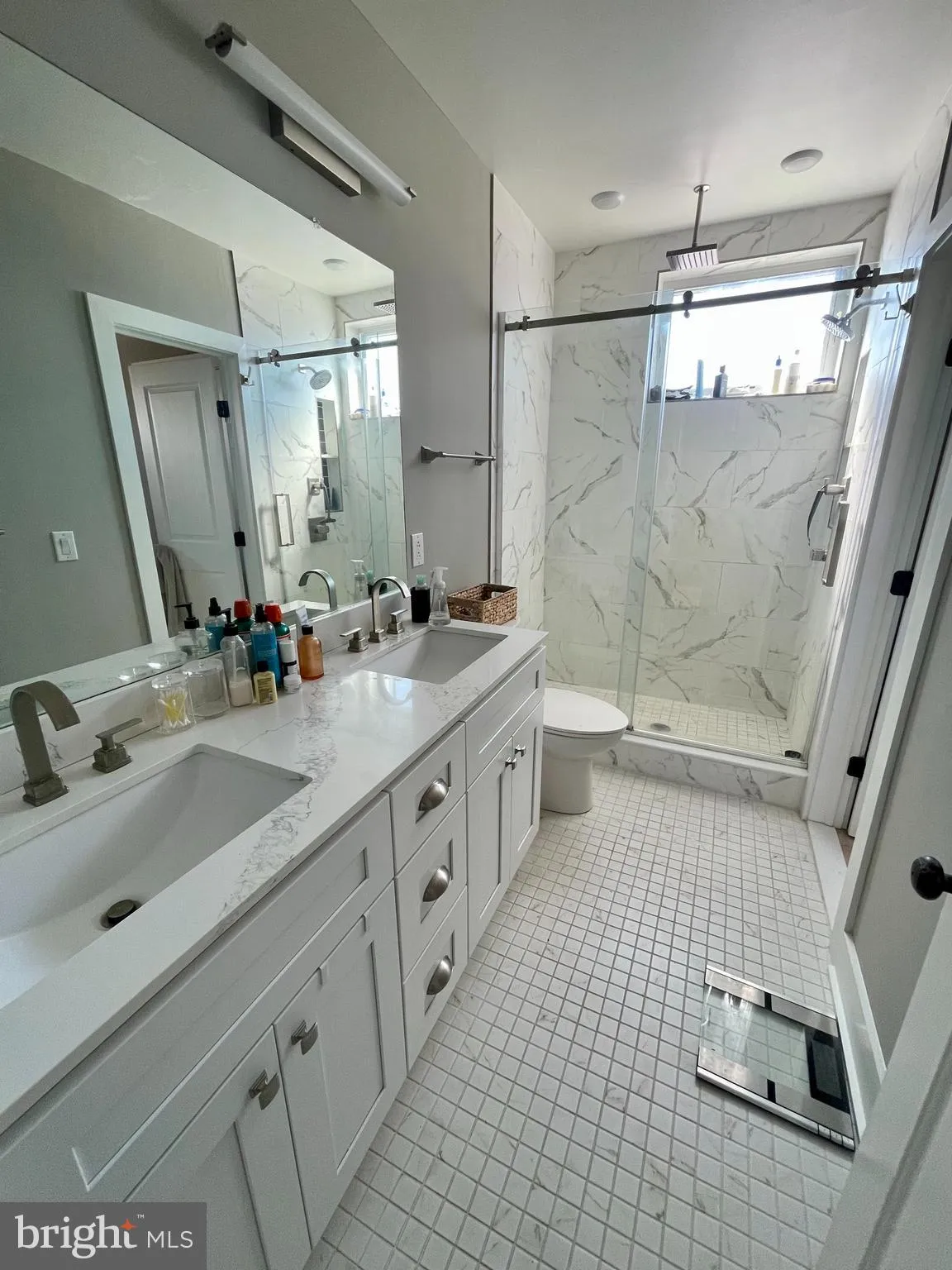 Philadelphia, Pennsylvania 19146, United States, 2 Bedrooms Bedrooms, ,3 BathroomsBathrooms,Residential,Active,128928