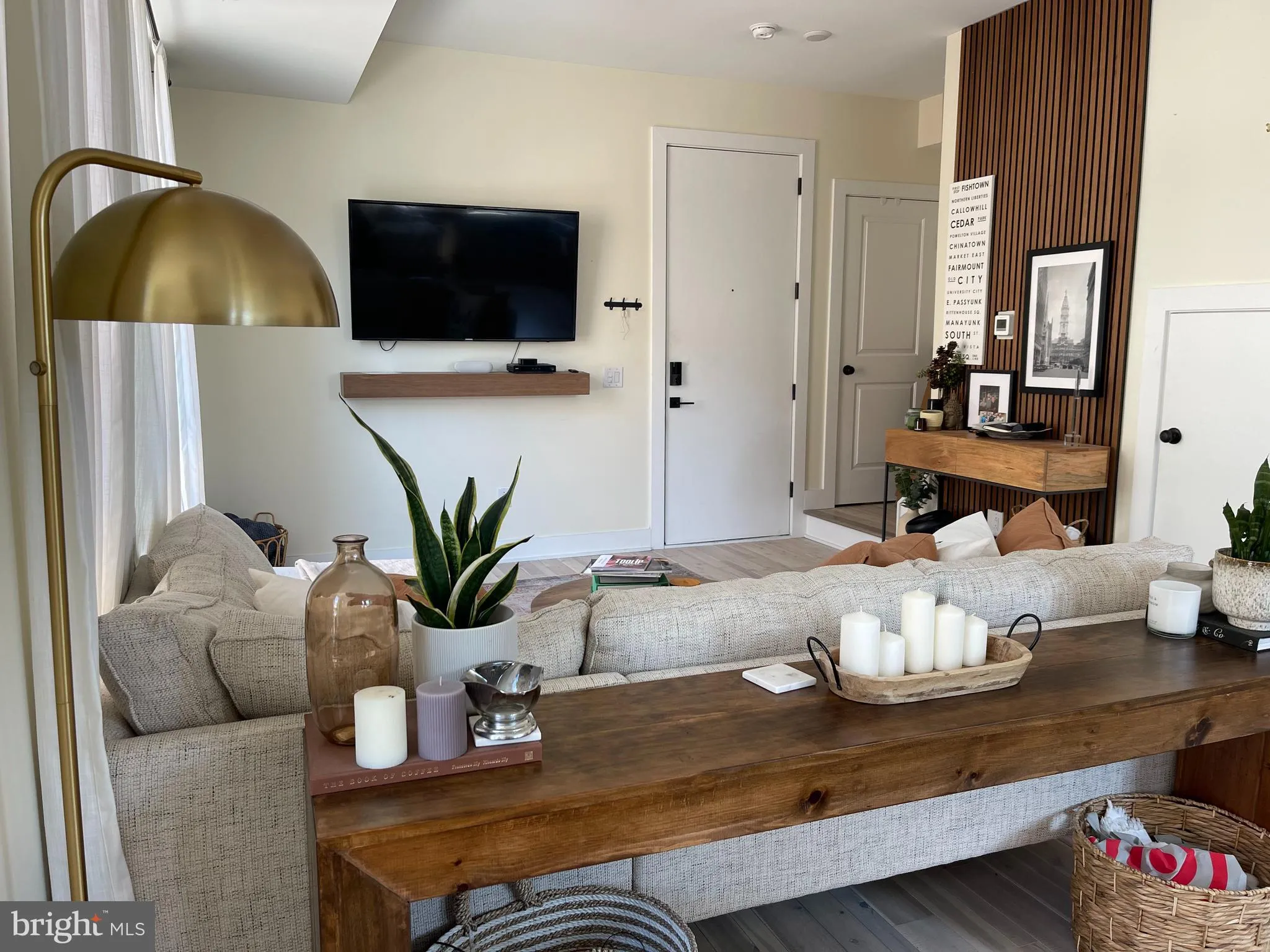 Philadelphia, Pennsylvania 19146, United States, 2 Bedrooms Bedrooms, ,3 BathroomsBathrooms,Residential,Active,128928