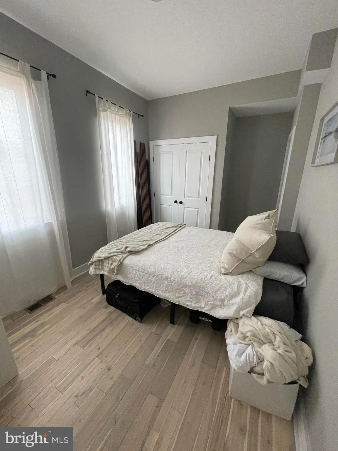 Philadelphia, Pennsylvania 19146, United States, 2 Bedrooms Bedrooms, ,3 BathroomsBathrooms,Residential,Active,128928