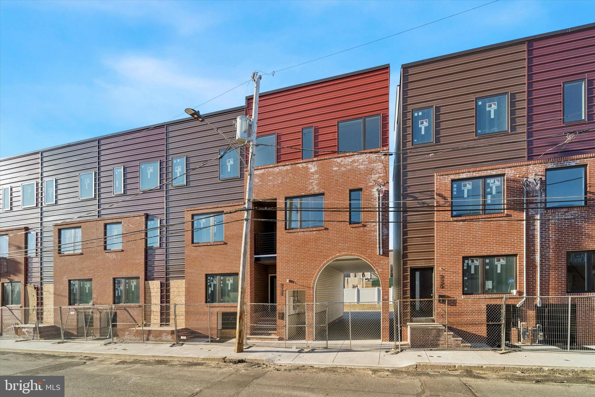 PORT RICHMOND - Residential