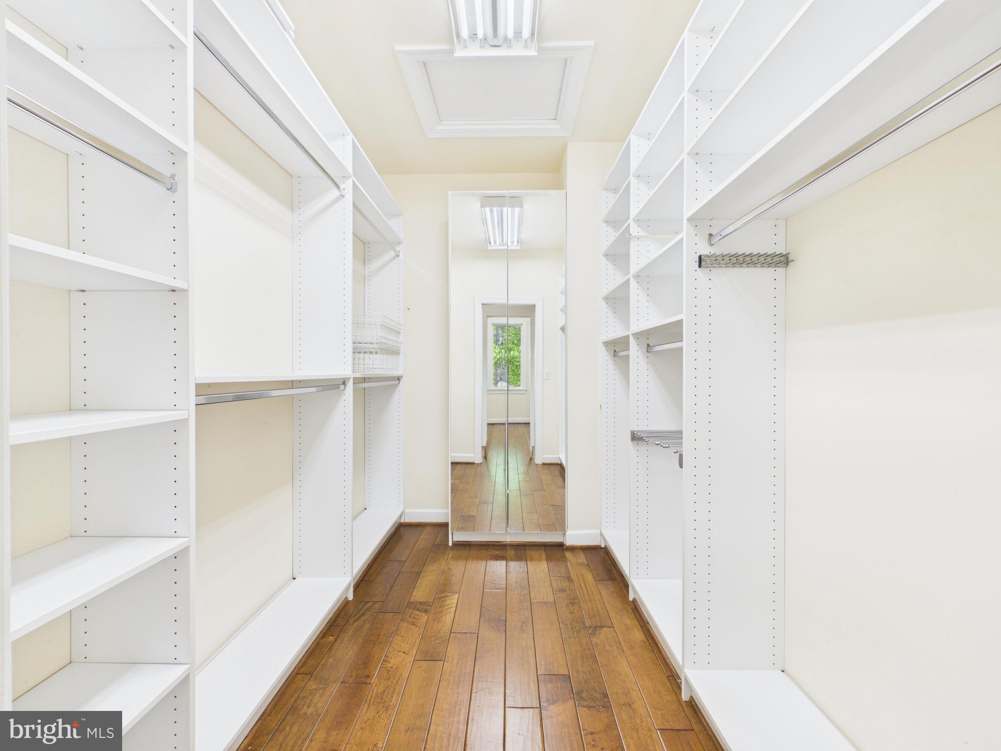 RIVER BEND - Residential