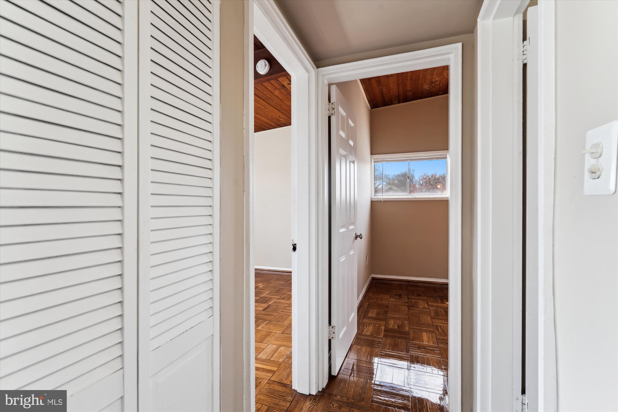 RIGGS HILL - Residential