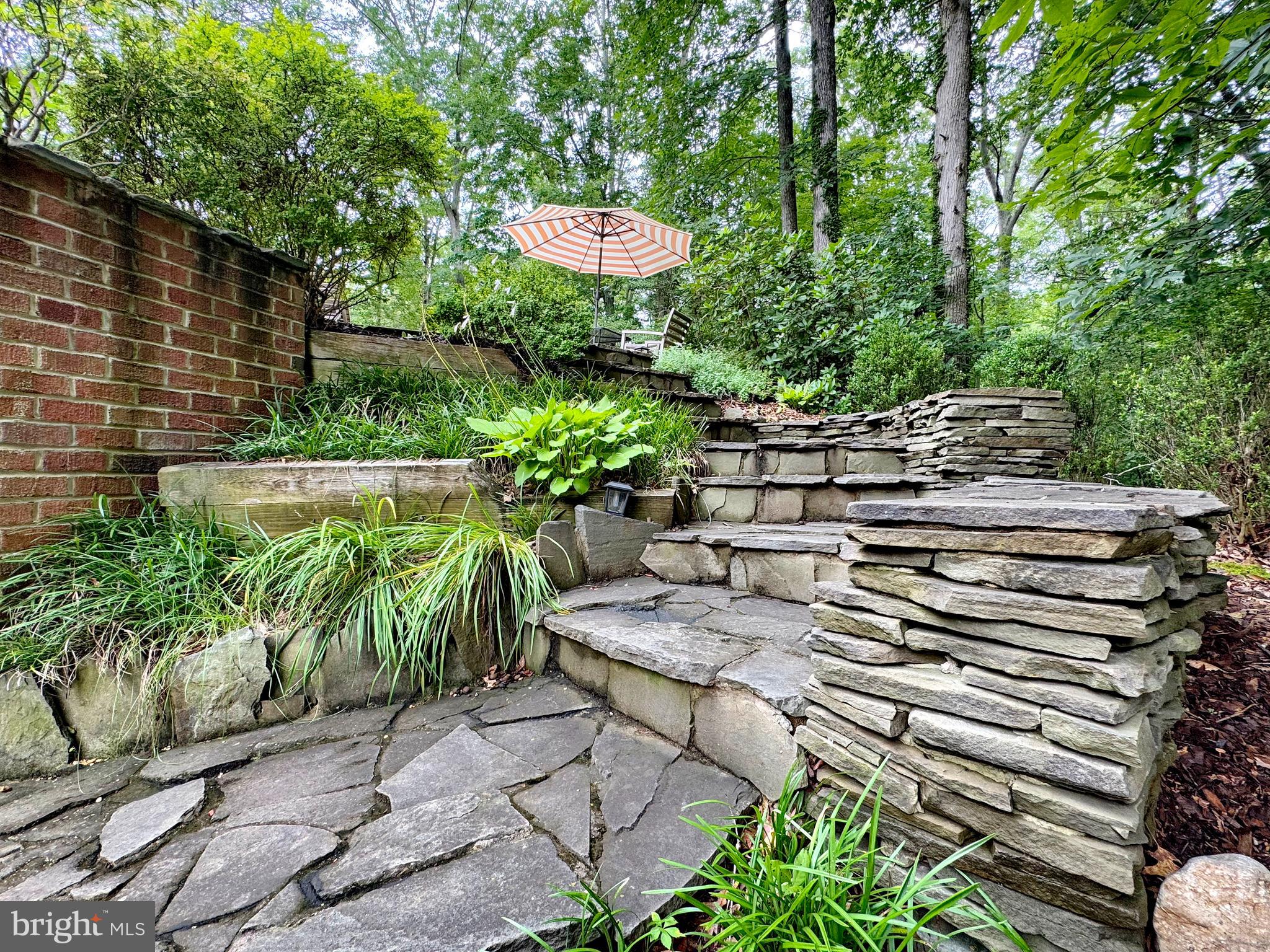12125 BUNKYS PLACE