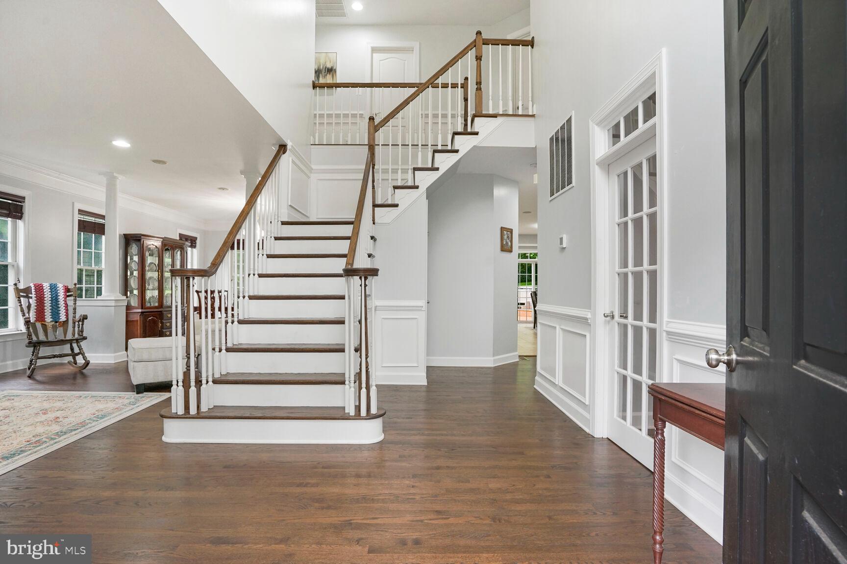 4904 CHARMED COURT