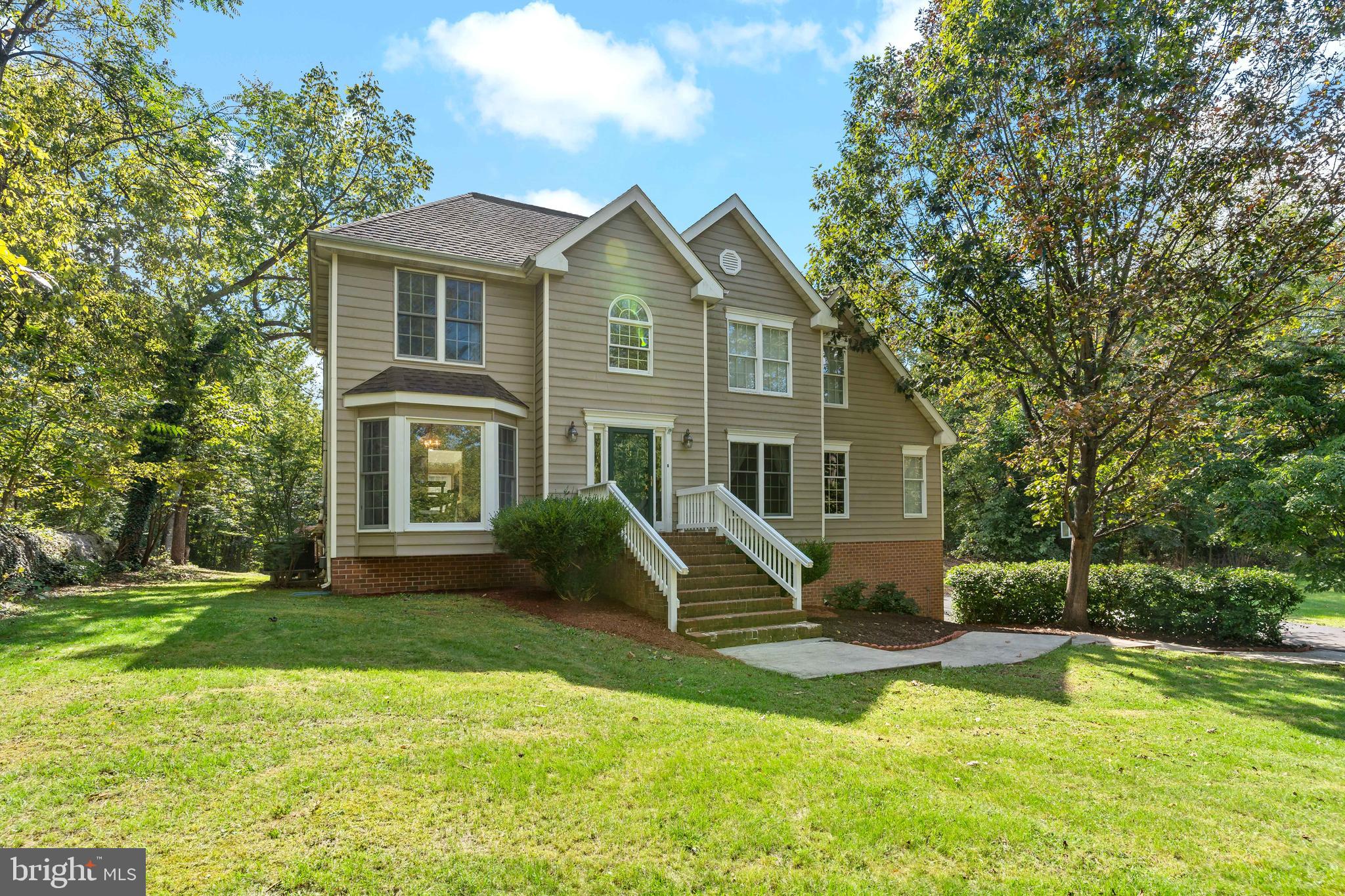 WOODBRIER MANOR - Residential