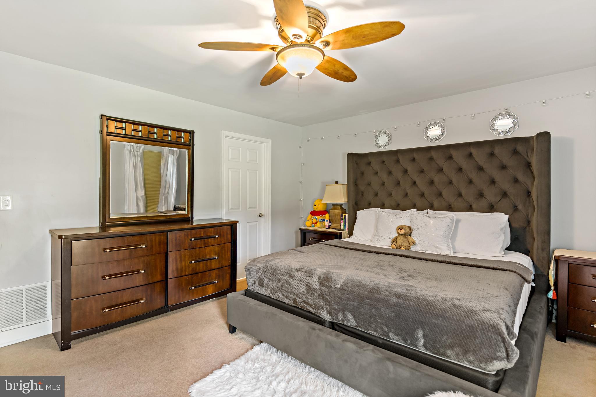 WOODBRIER MANOR - Residential