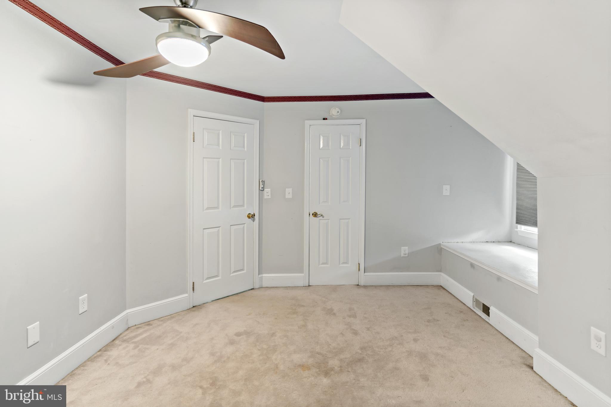 WOODBRIER MANOR - Residential