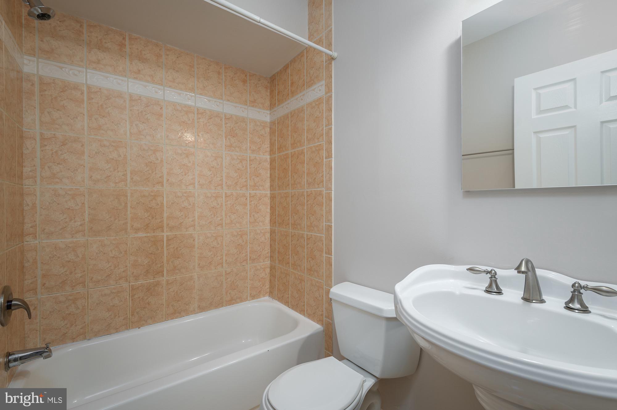 CANTON - Residential Lease