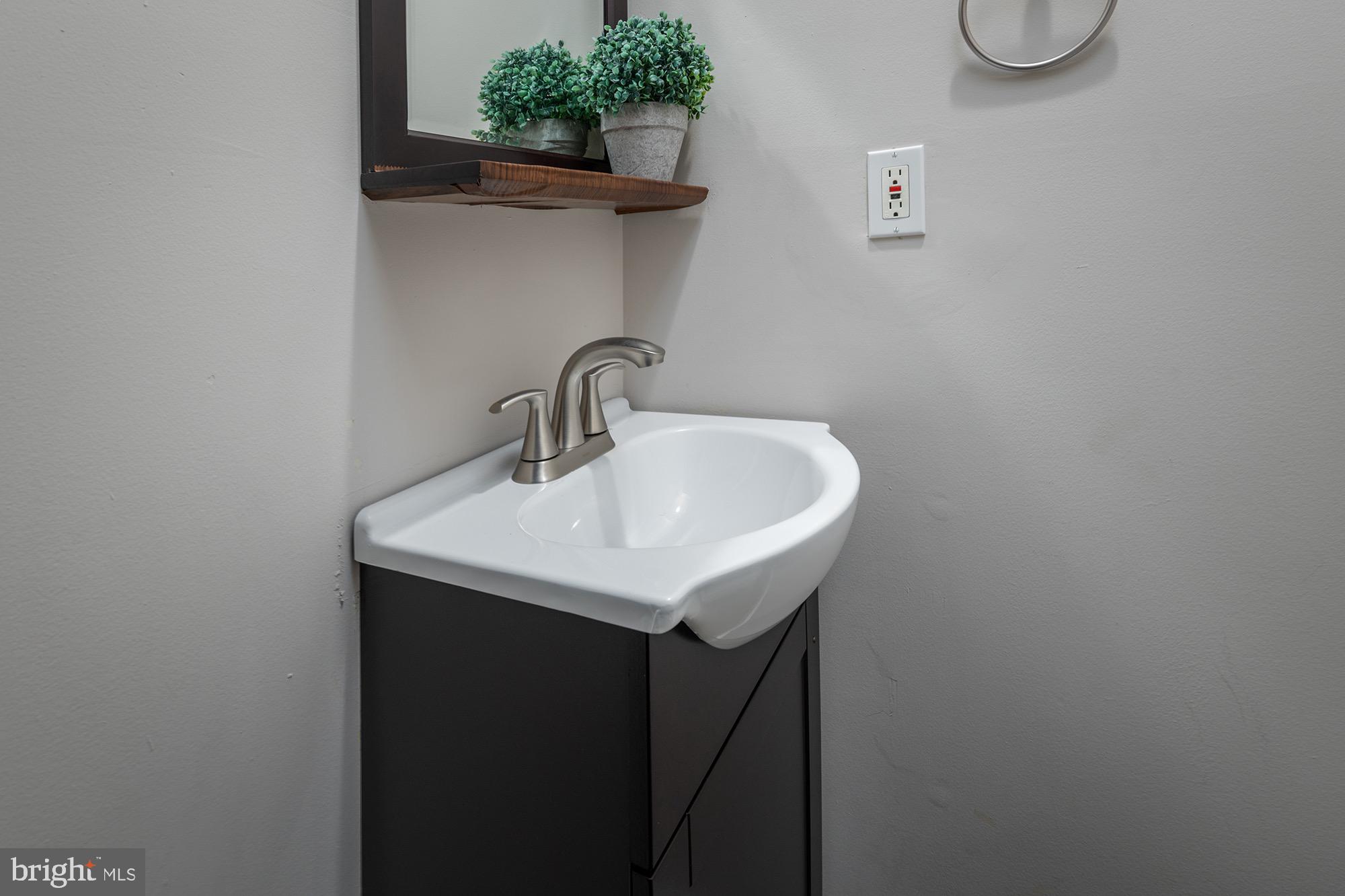 CANTON - Residential Lease