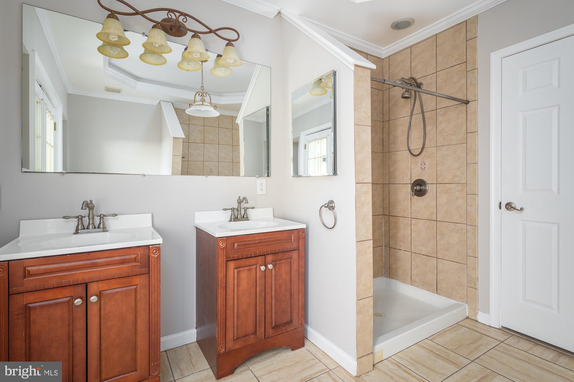 CANTON - Residential Lease