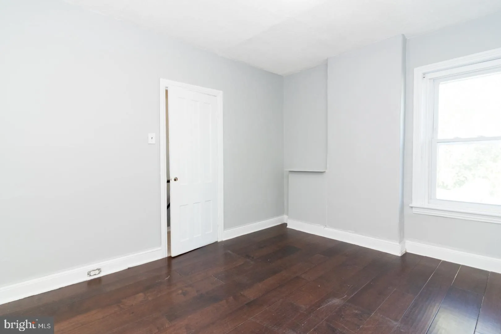 Trenton, New Jersey 08609, United States, 5 Bedrooms Bedrooms, ,Residential,Coming Soon,242992