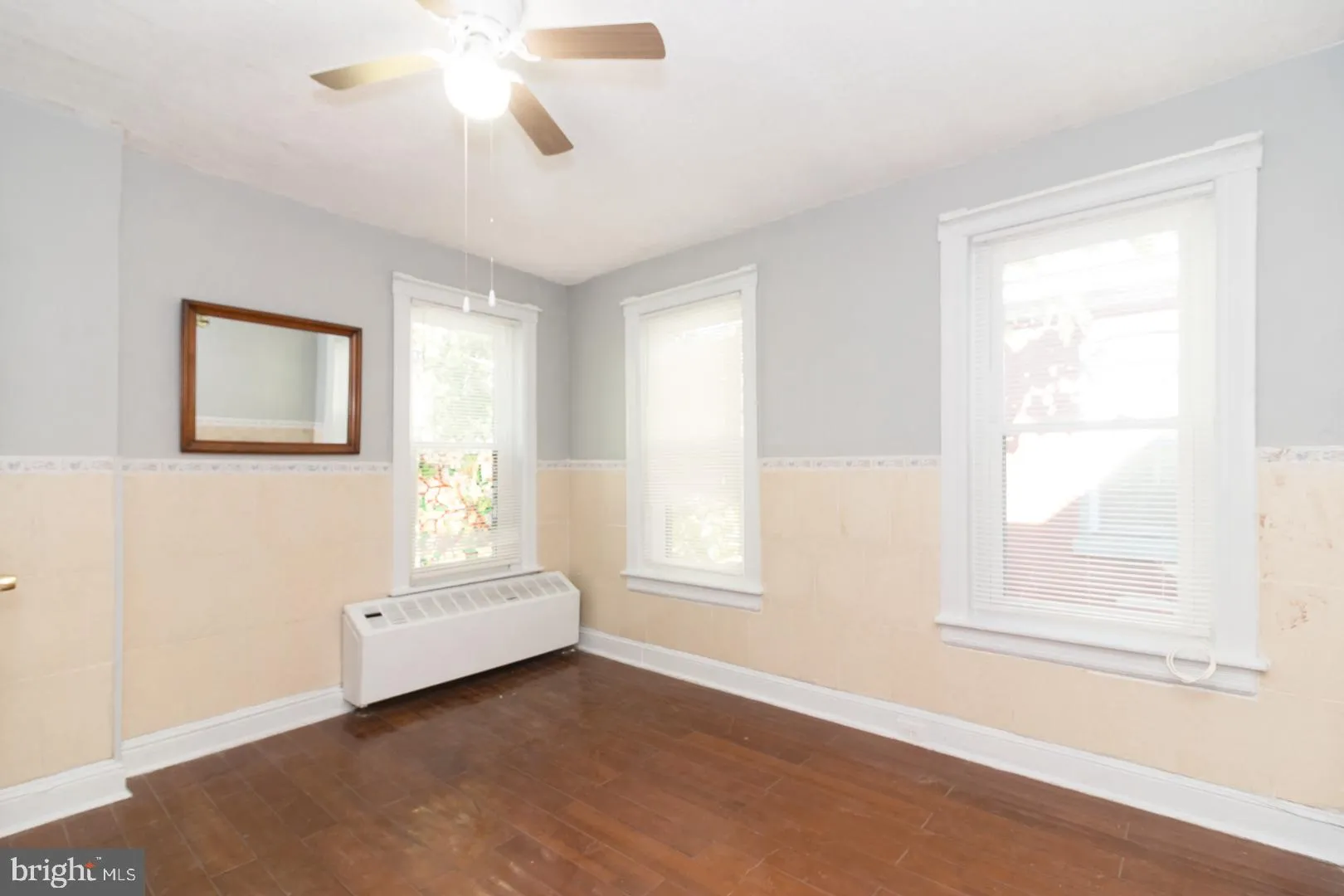 Trenton, New Jersey 08609, United States, 5 Bedrooms Bedrooms, ,Residential,Coming Soon,242992