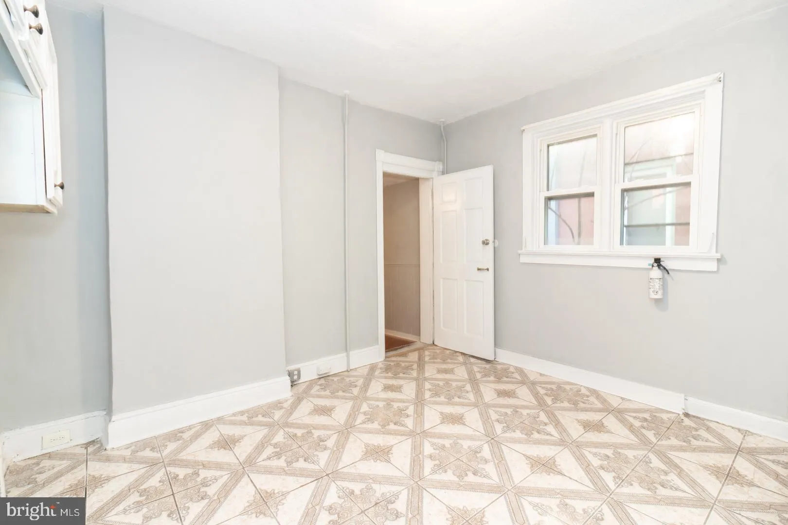 Trenton, New Jersey 08609, United States, 5 Bedrooms Bedrooms, ,Residential,Coming Soon,242992