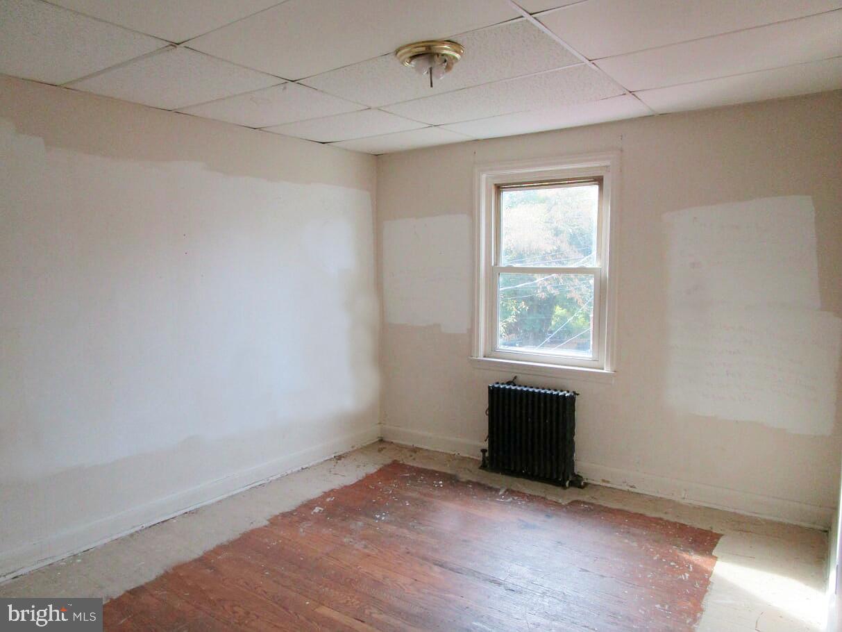 WINSTON GOVANS - Residential