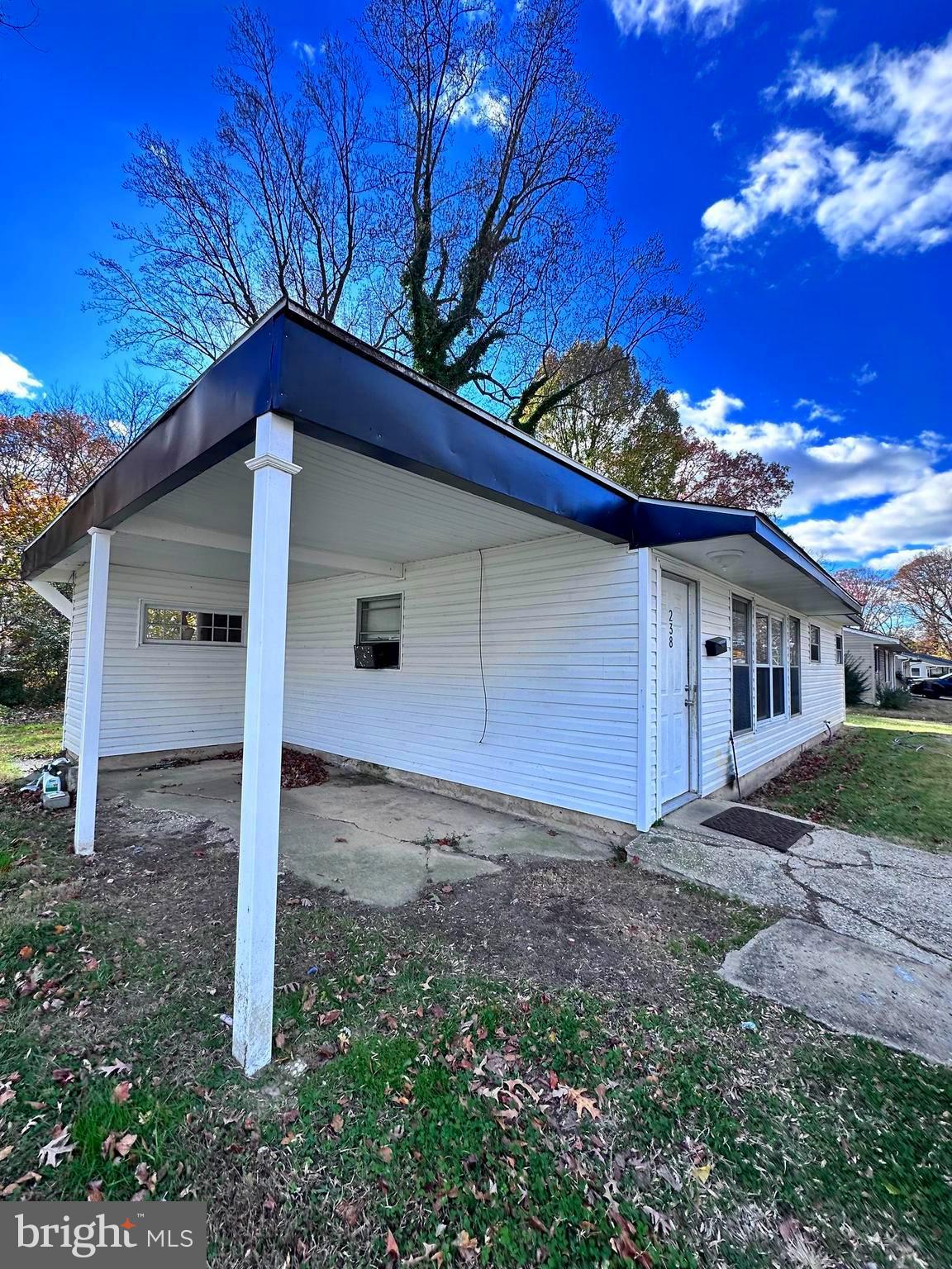 238 S GOVERNORS BOULEVARD