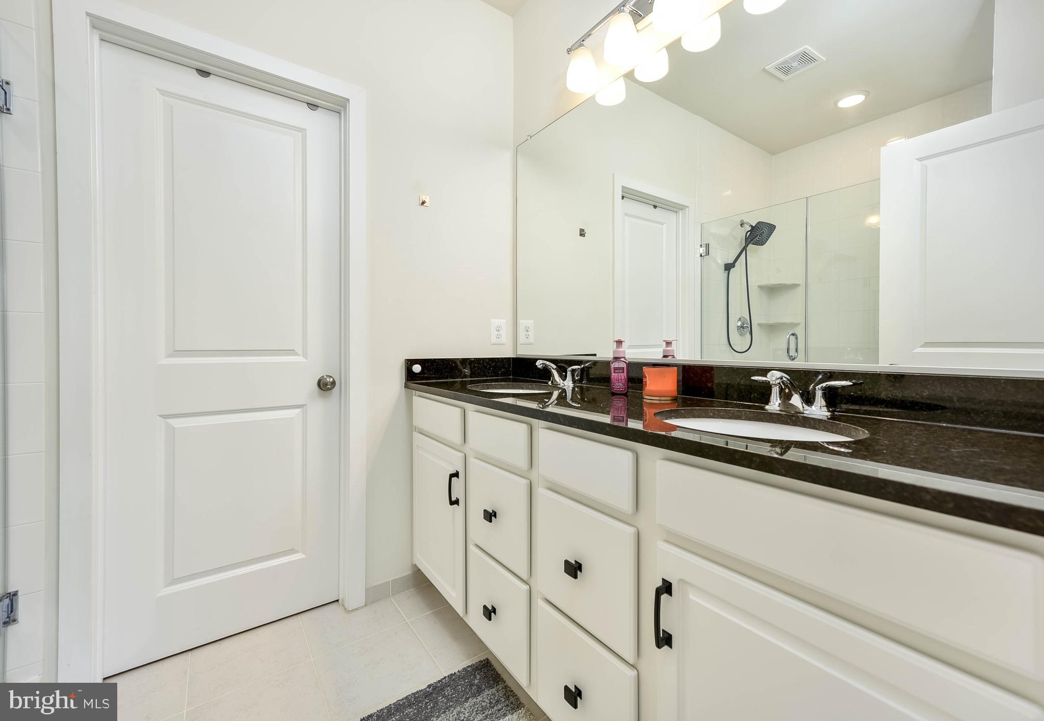 PROSPERITY PLAINS - Residential Lease