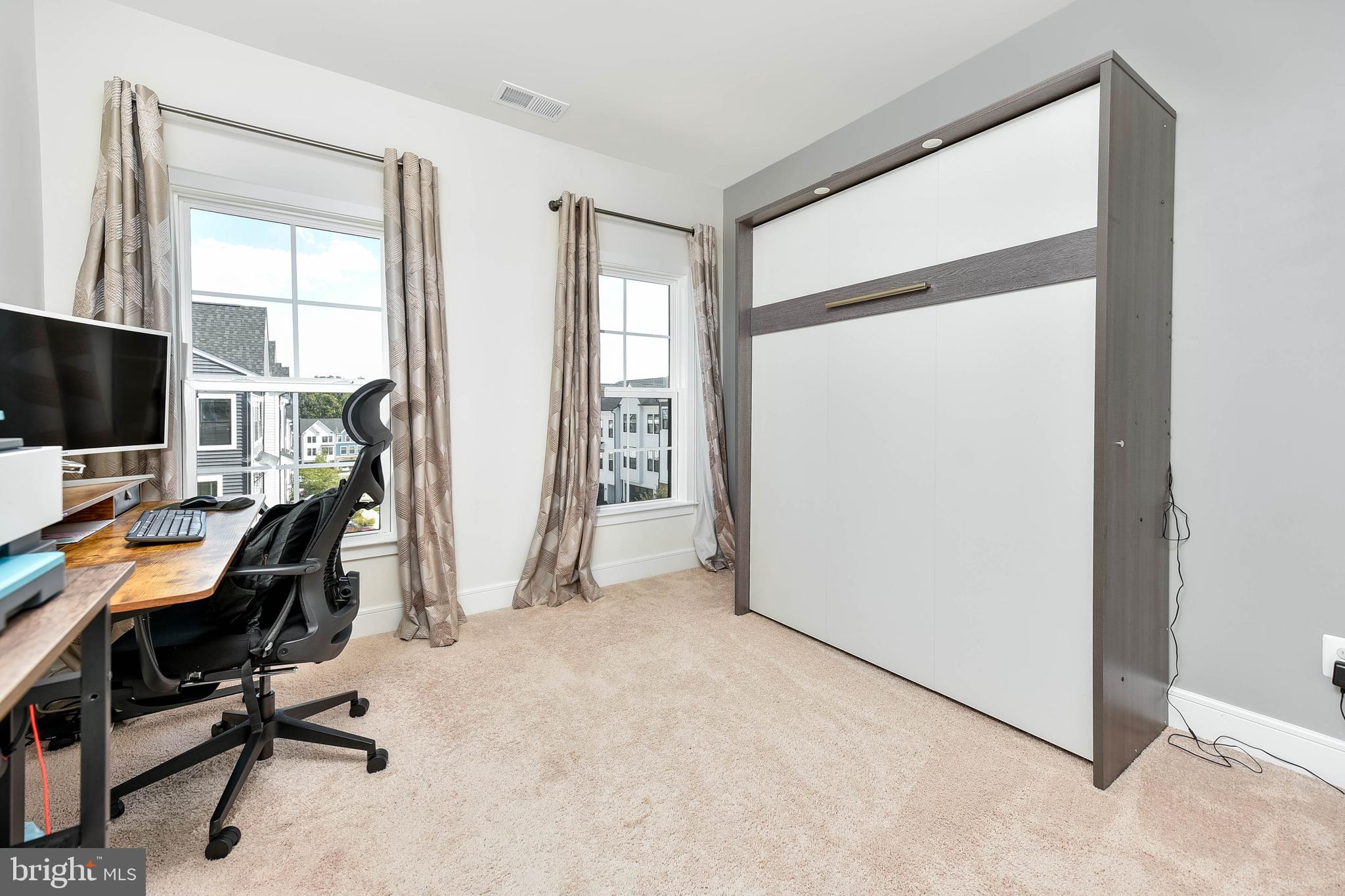 PROSPERITY PLAINS - Residential Lease