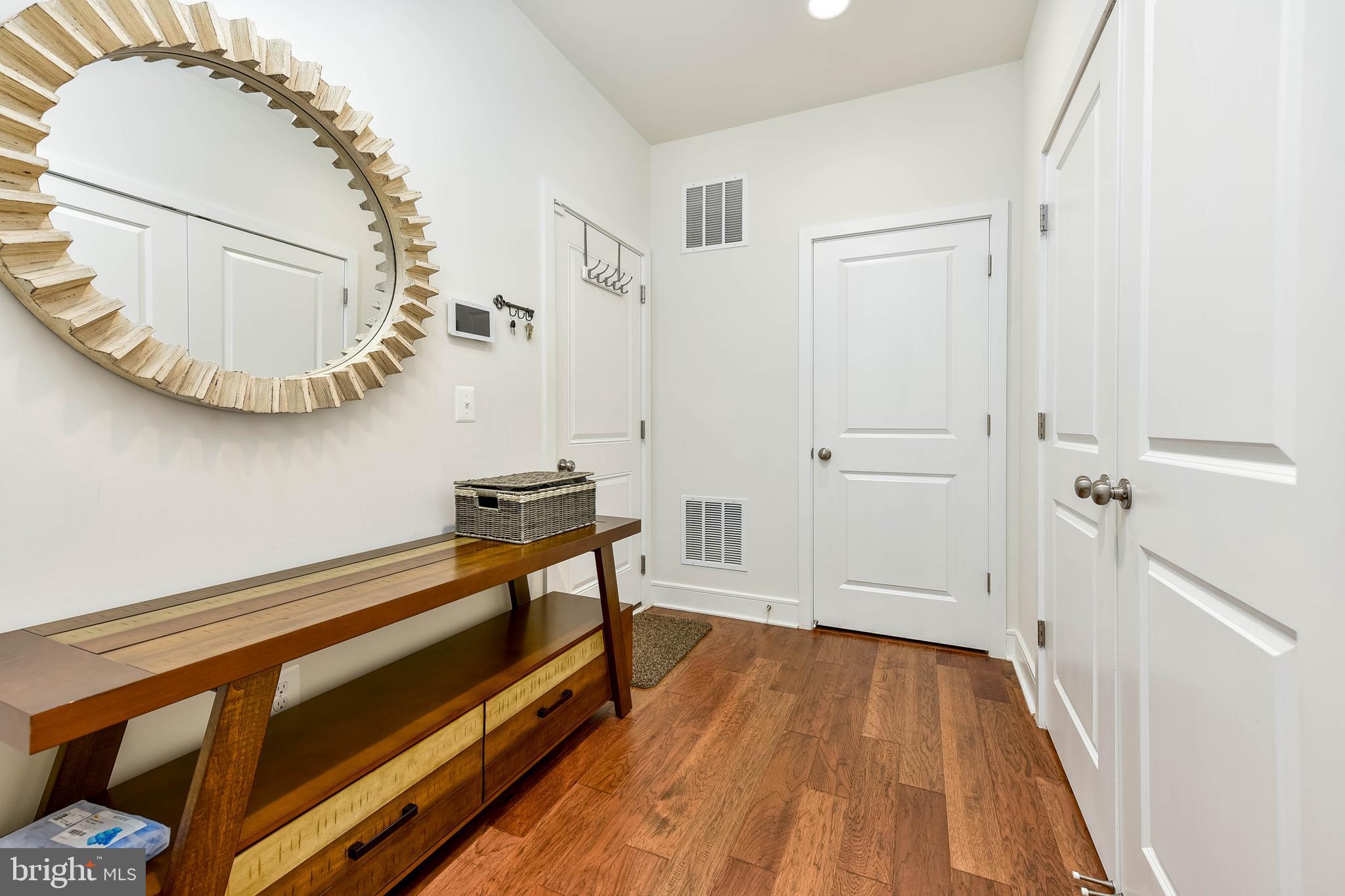 PROSPERITY PLAINS - Residential Lease