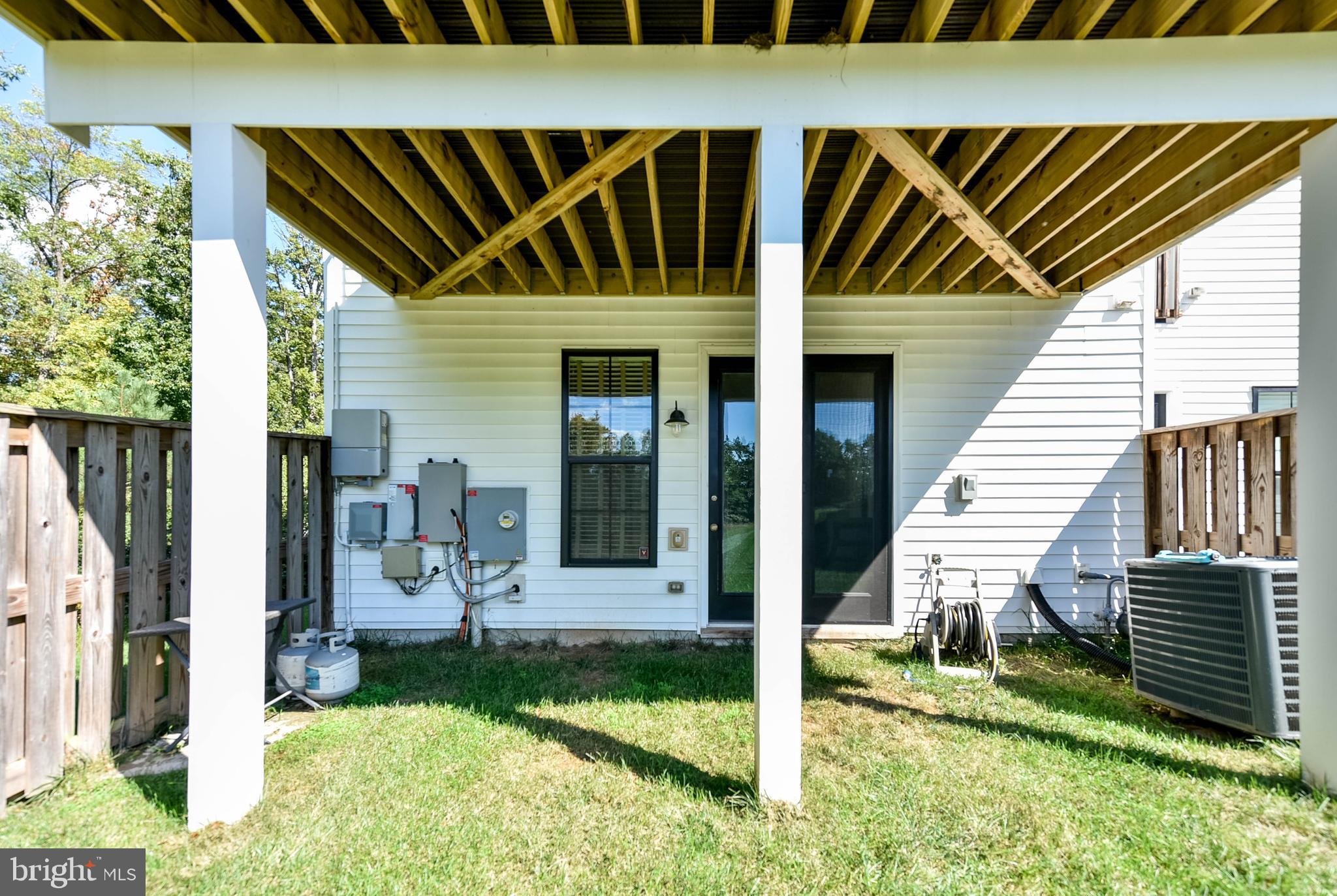 PROSPERITY PLAINS - Residential Lease