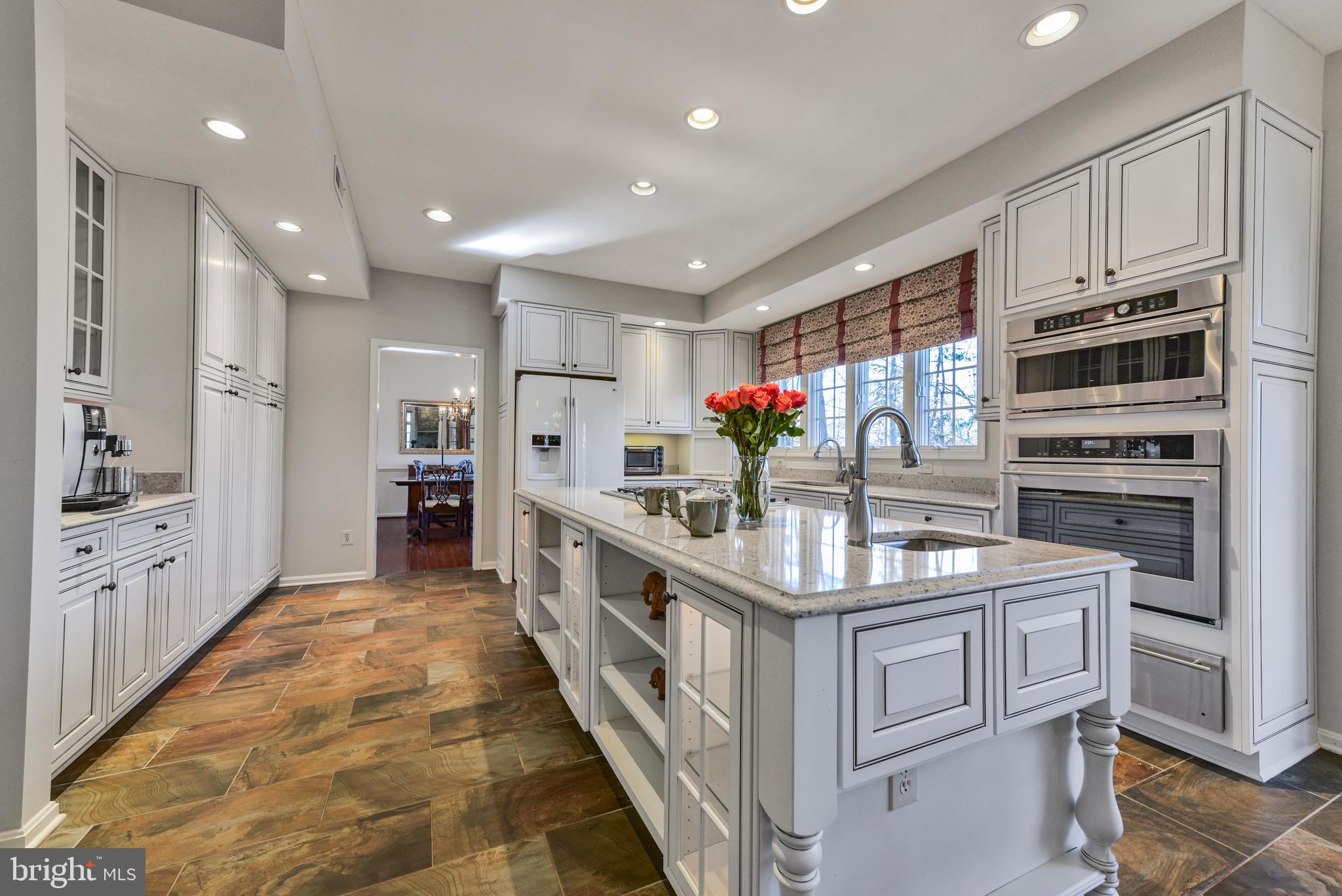 POTOMAC LAKES - Residential