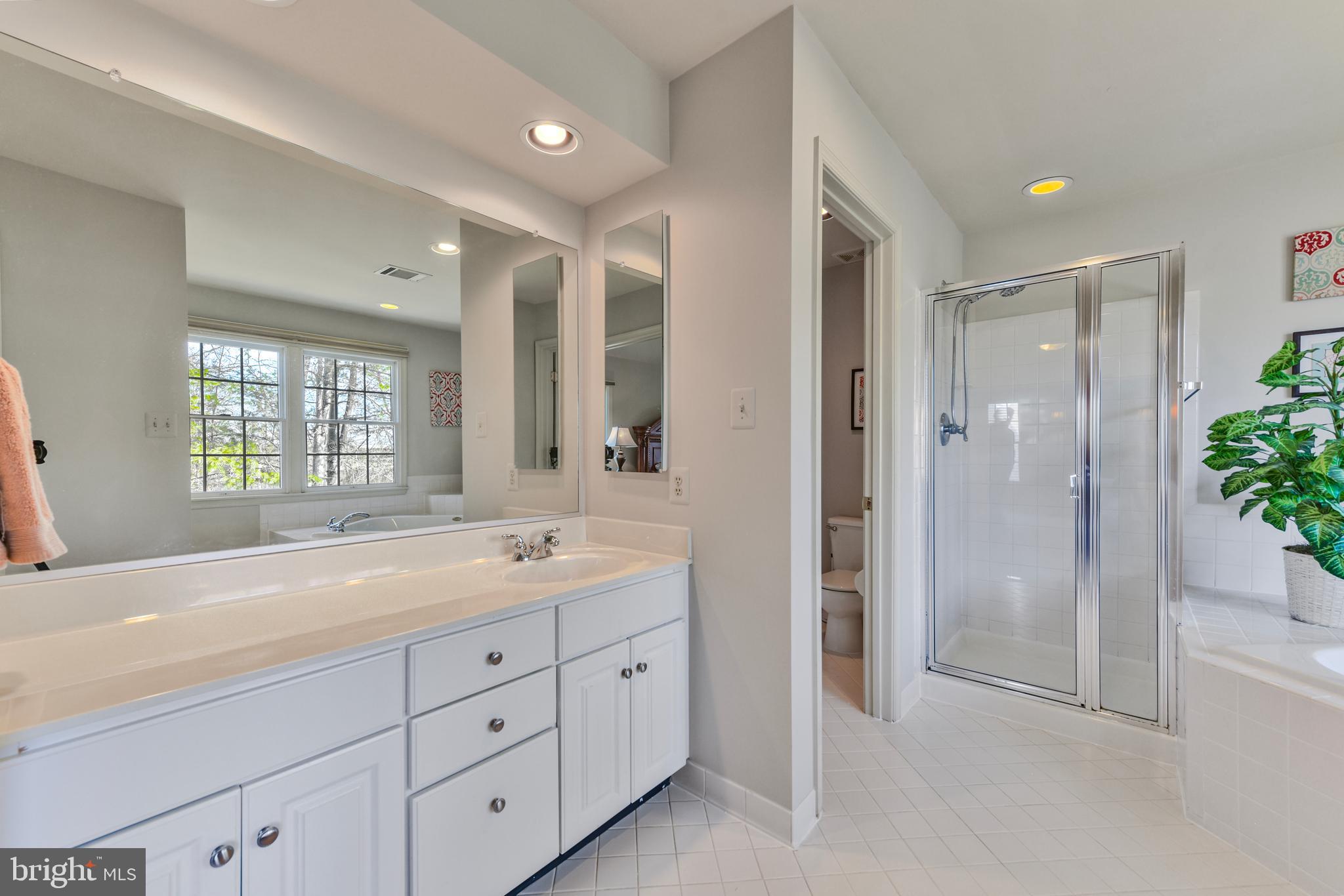 POTOMAC LAKES - Residential