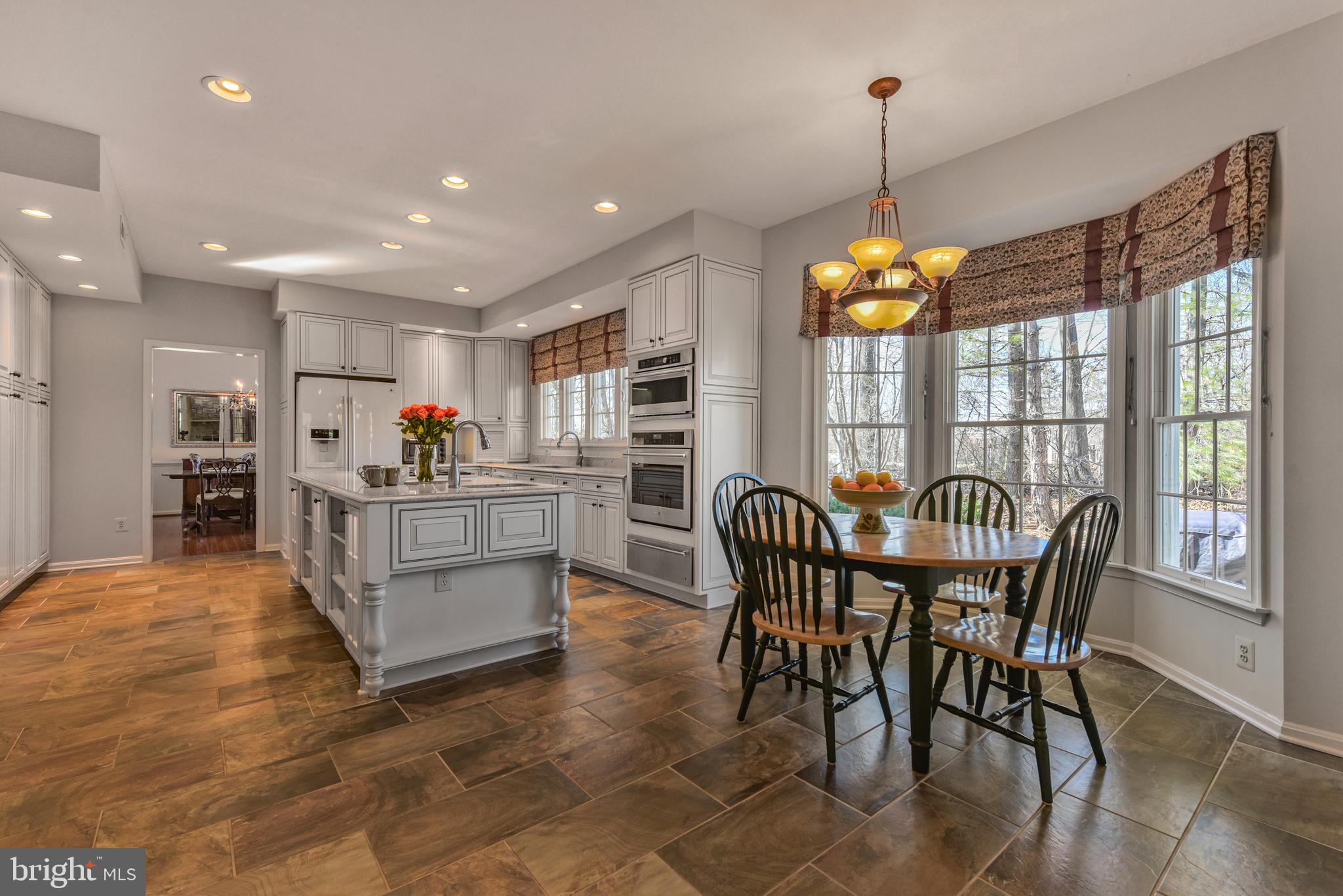 POTOMAC LAKES - Residential