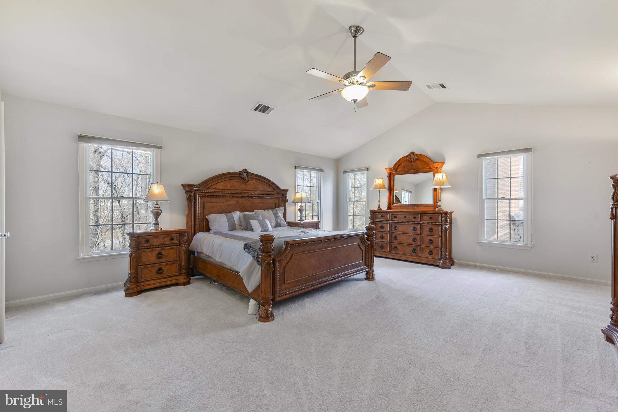 POTOMAC LAKES - Residential