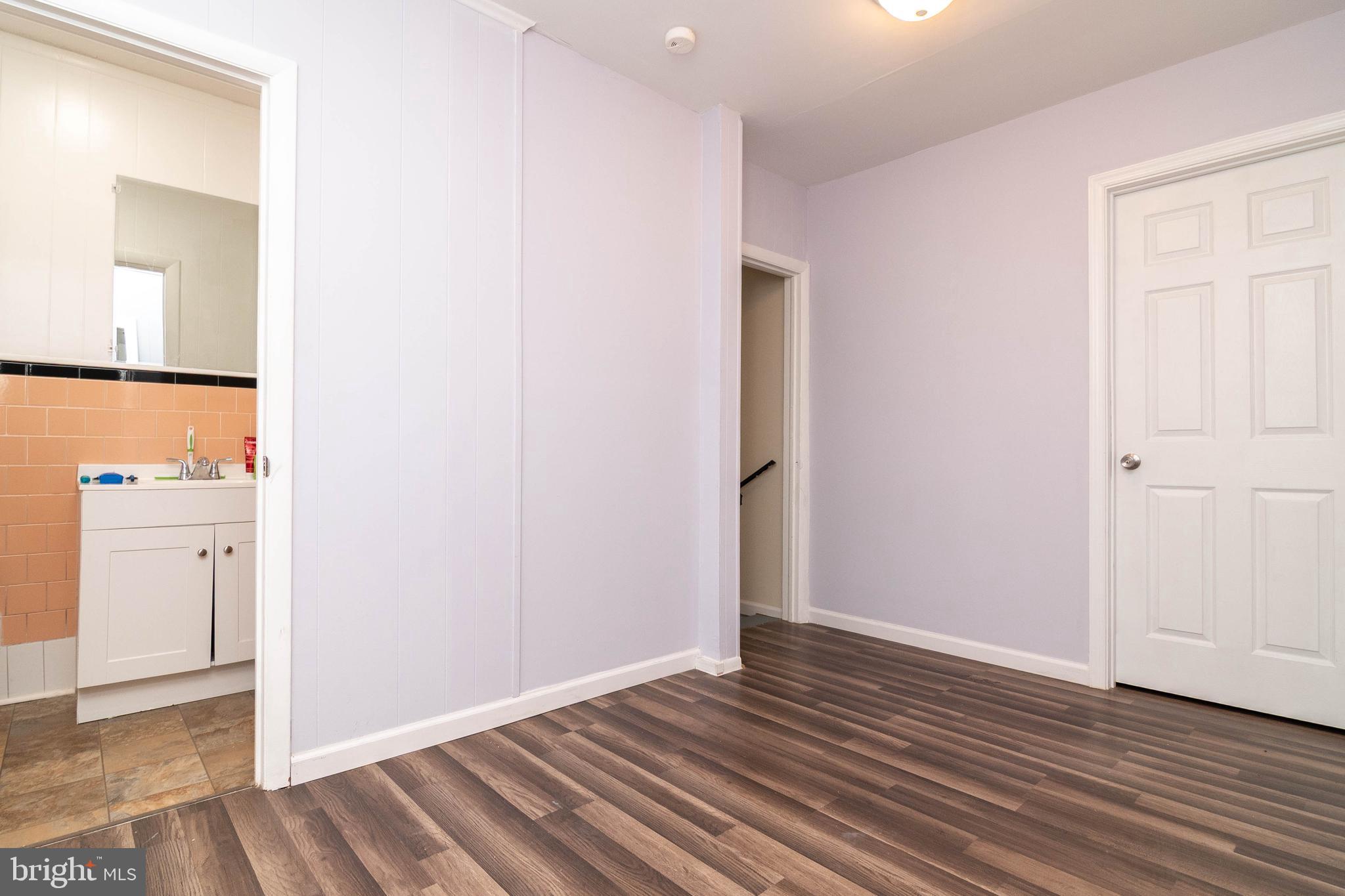 SUNNYSIDE ACRES - Residential