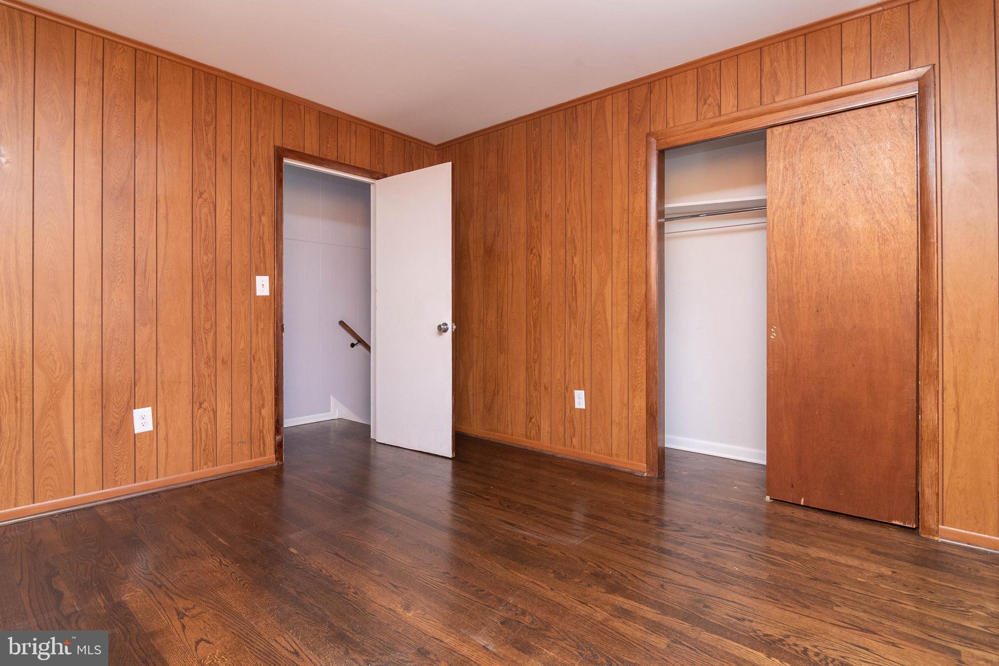 SUNNYSIDE ACRES - Residential