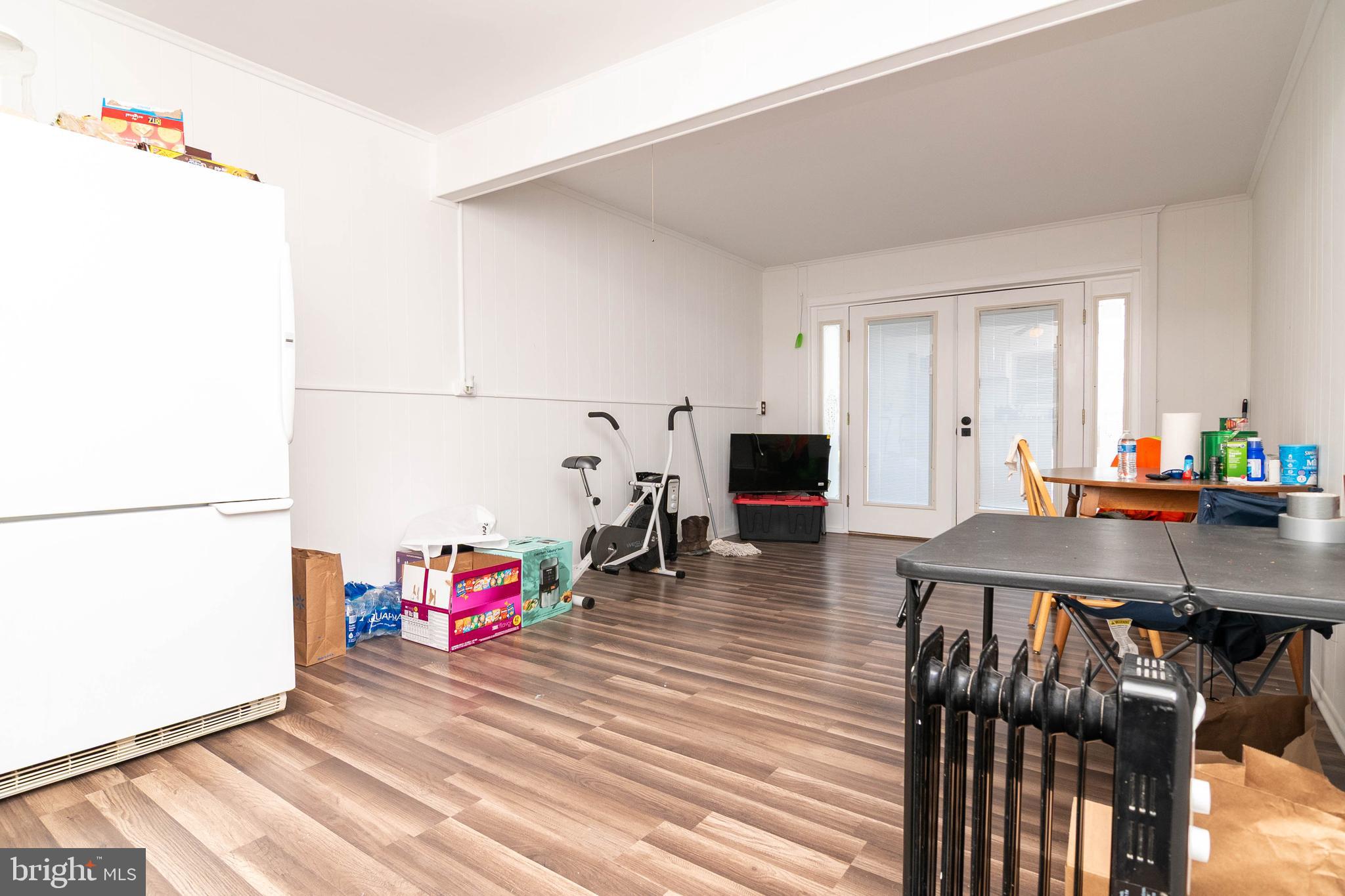 SUNNYSIDE ACRES - Residential