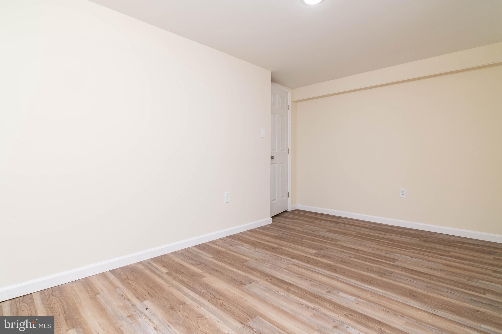 SUNNYSIDE ACRES - Residential