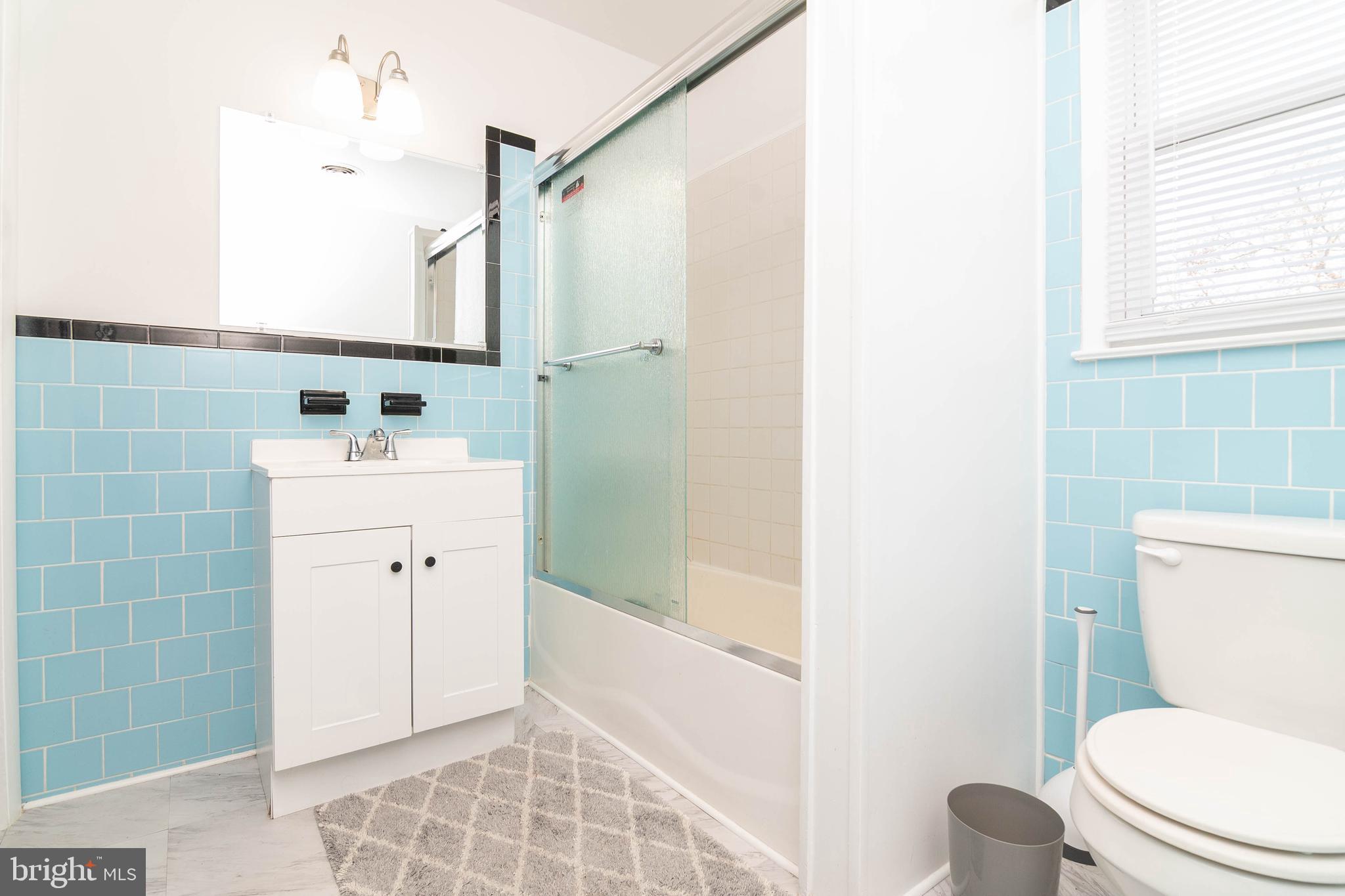 SUNNYSIDE ACRES - Residential