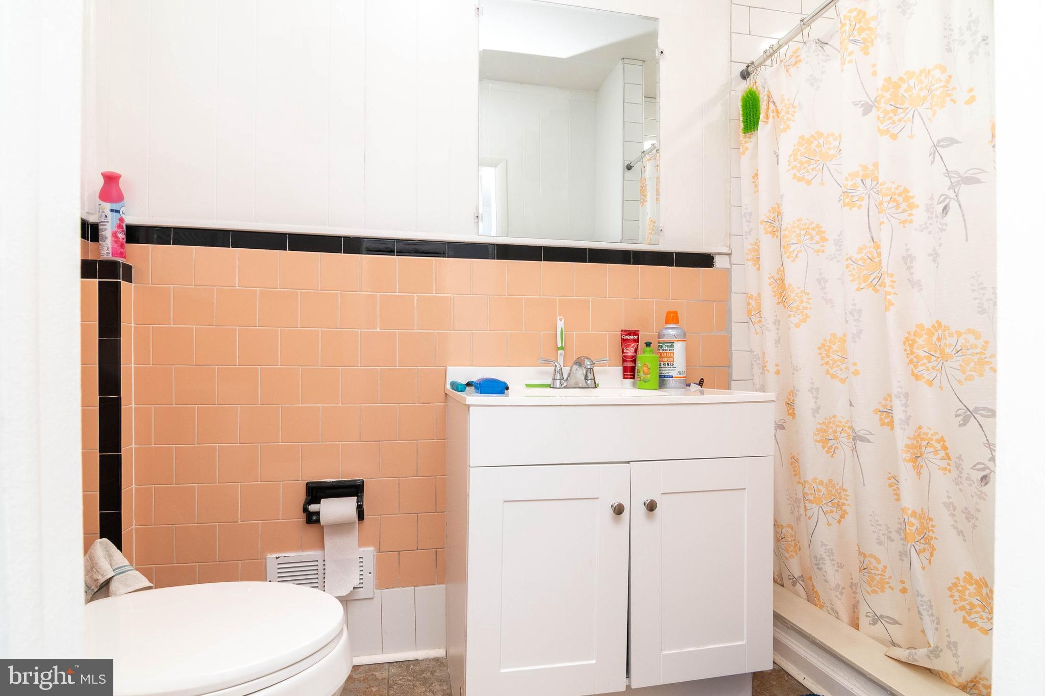 SUNNYSIDE ACRES - Residential