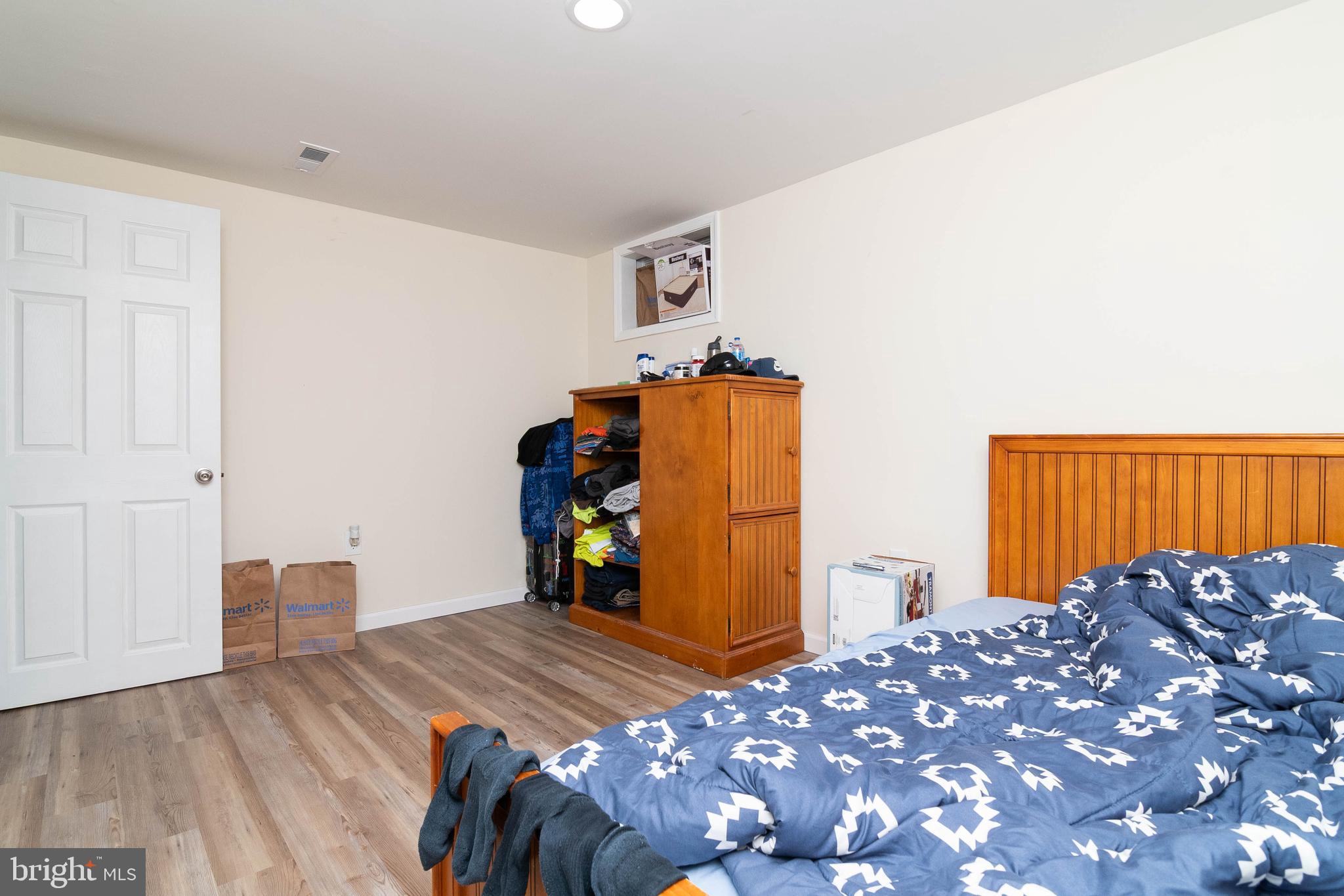 SUNNYSIDE ACRES - Residential