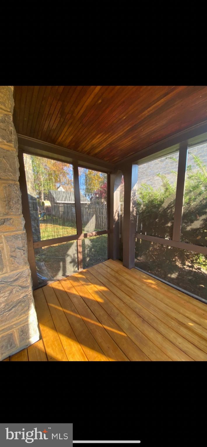 ARONIMINK ESTATES - Residential