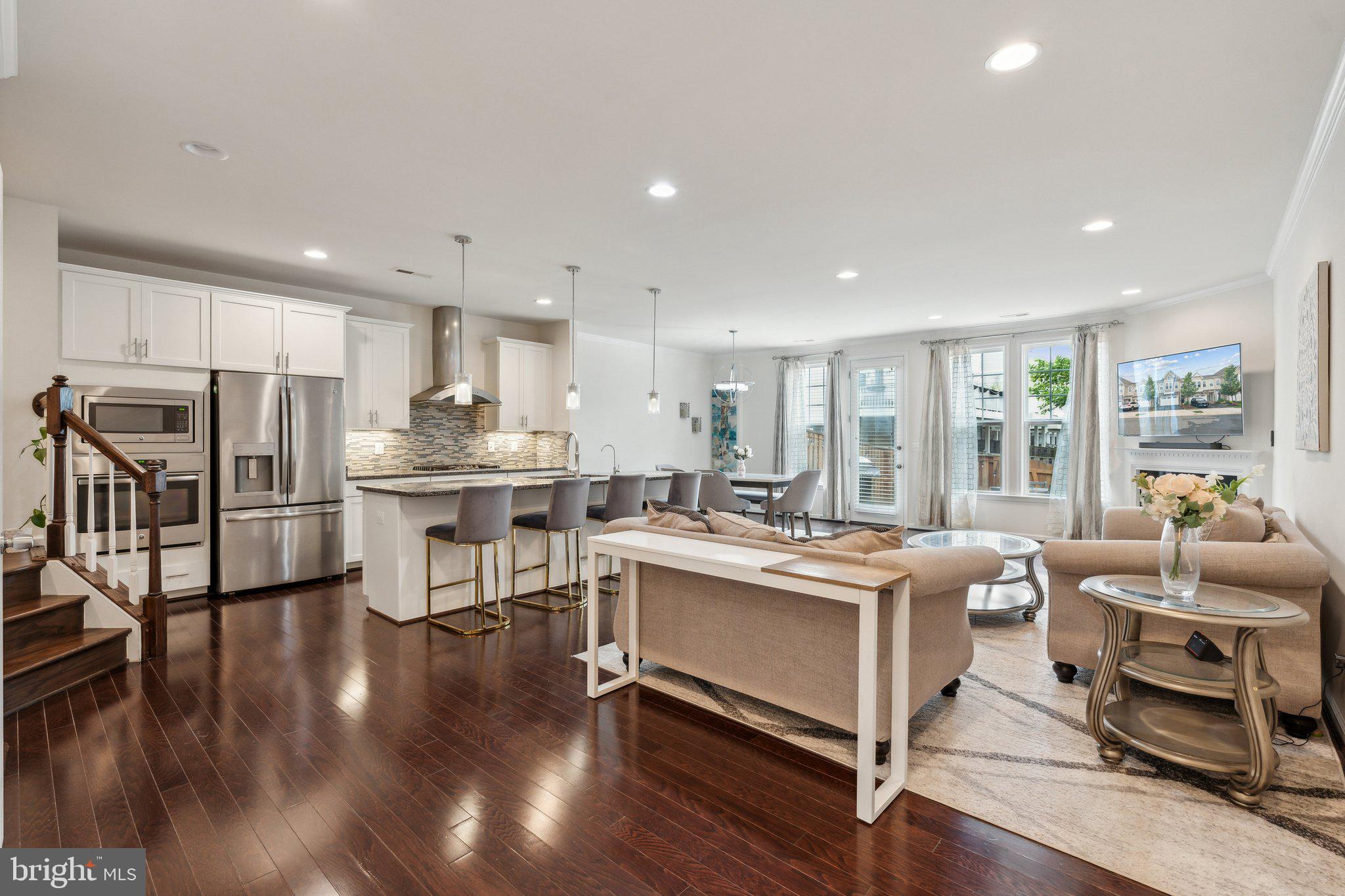 42533 BENFOLD SQUARE