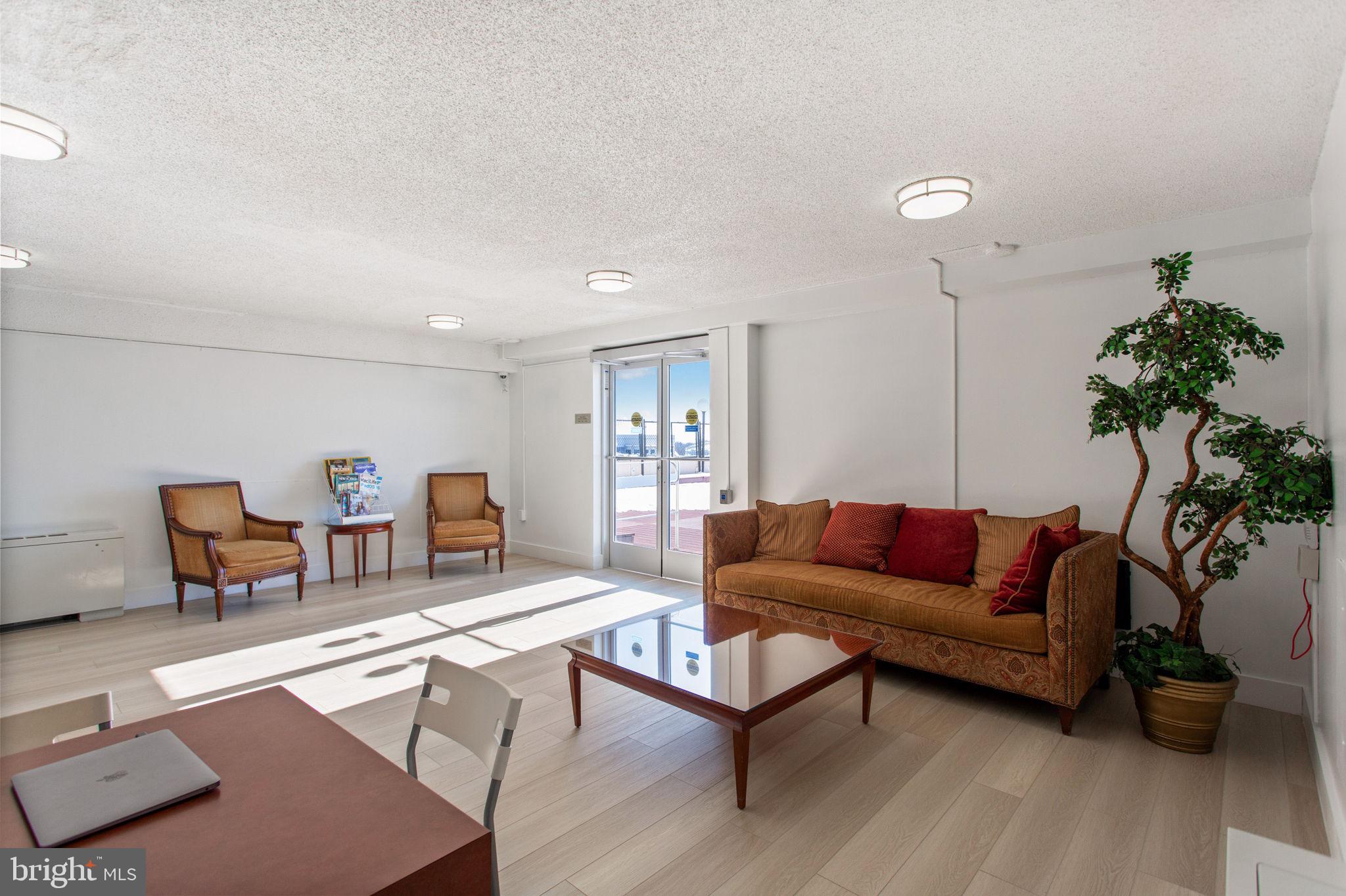 WILLOUGHBY OF CHEVY CHASE - Residential