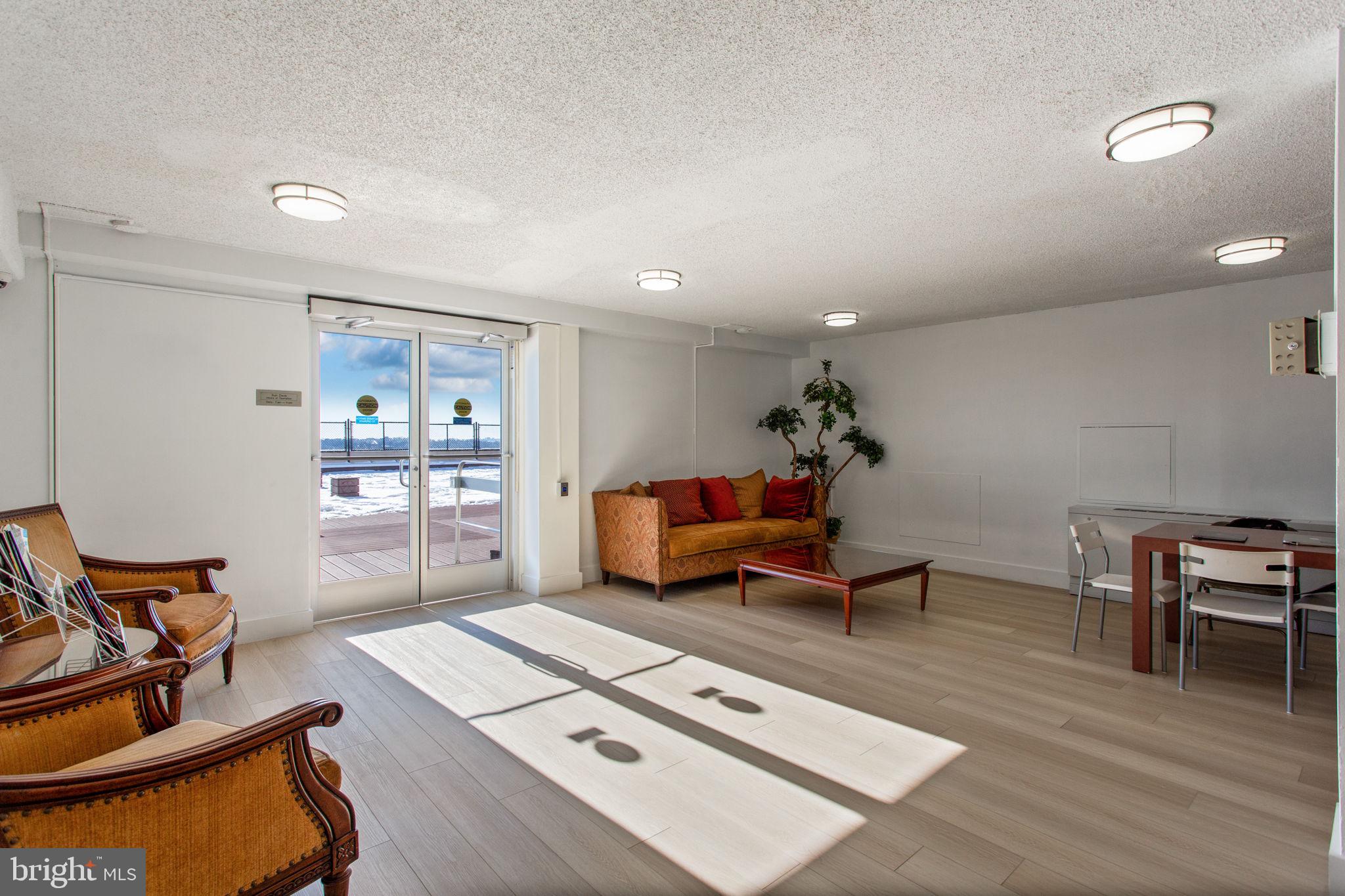 WILLOUGHBY OF CHEVY CHASE - Residential