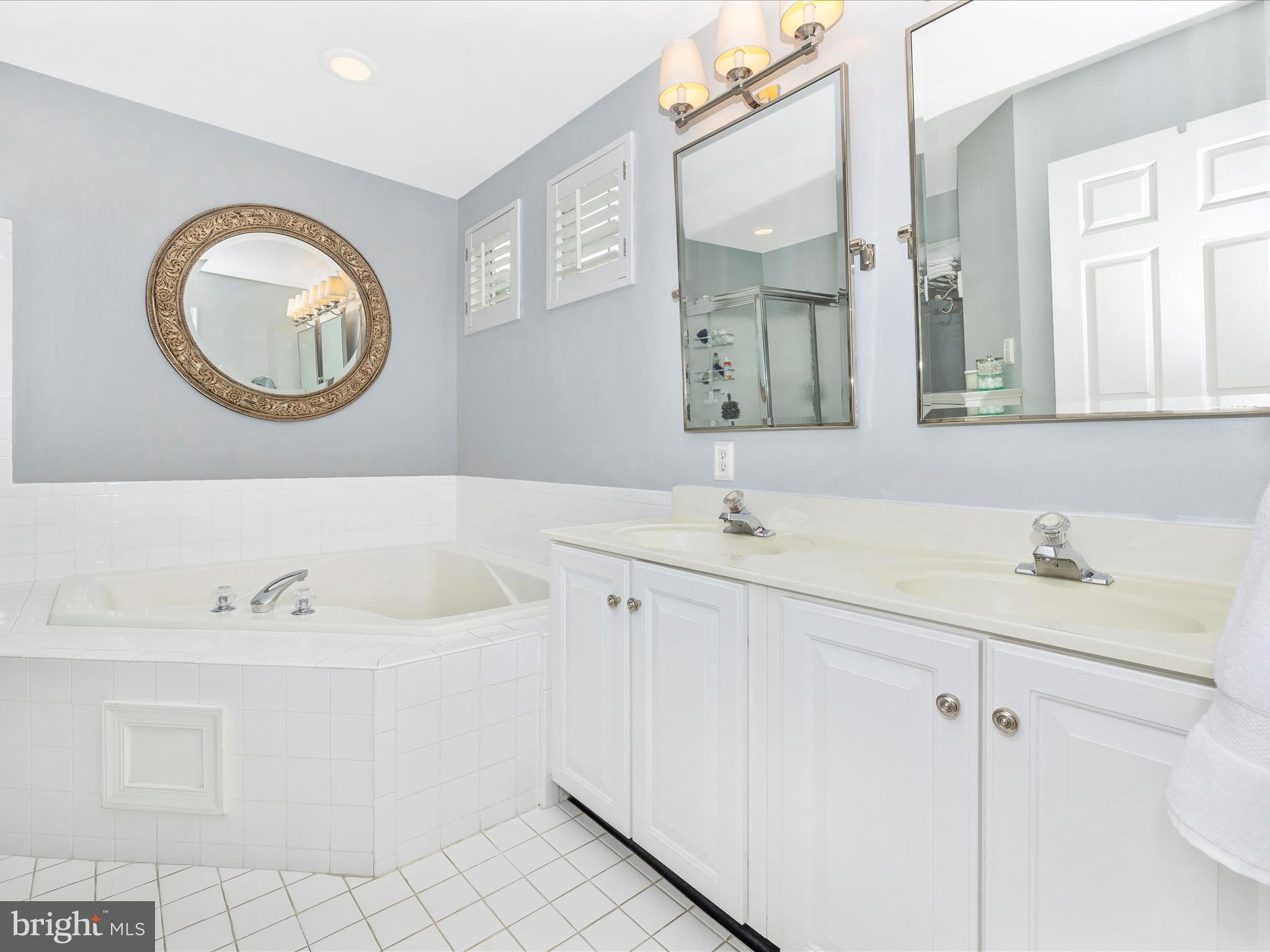 SPRING RIDGE - Residential