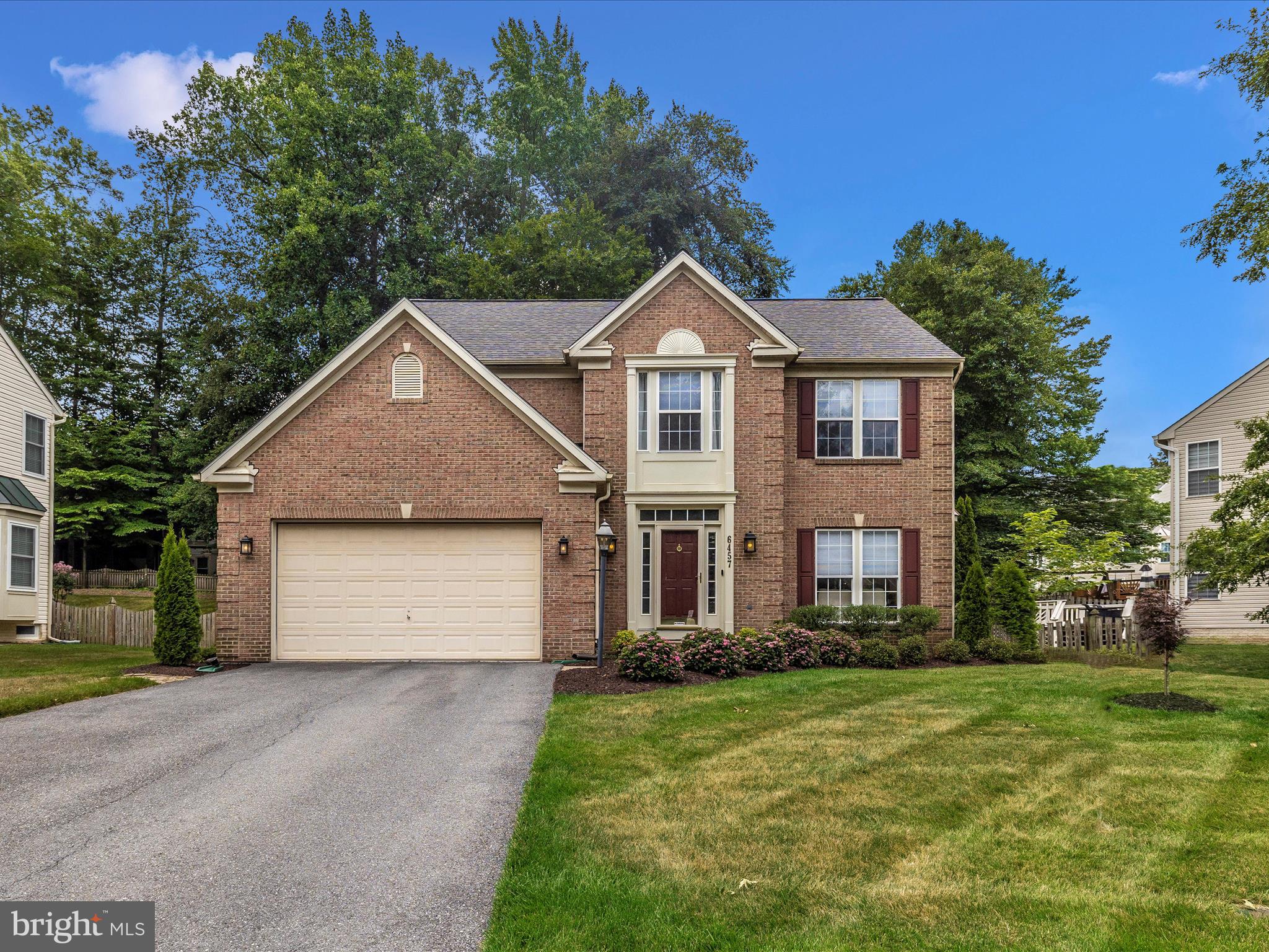 SPRING RIDGE - Residential