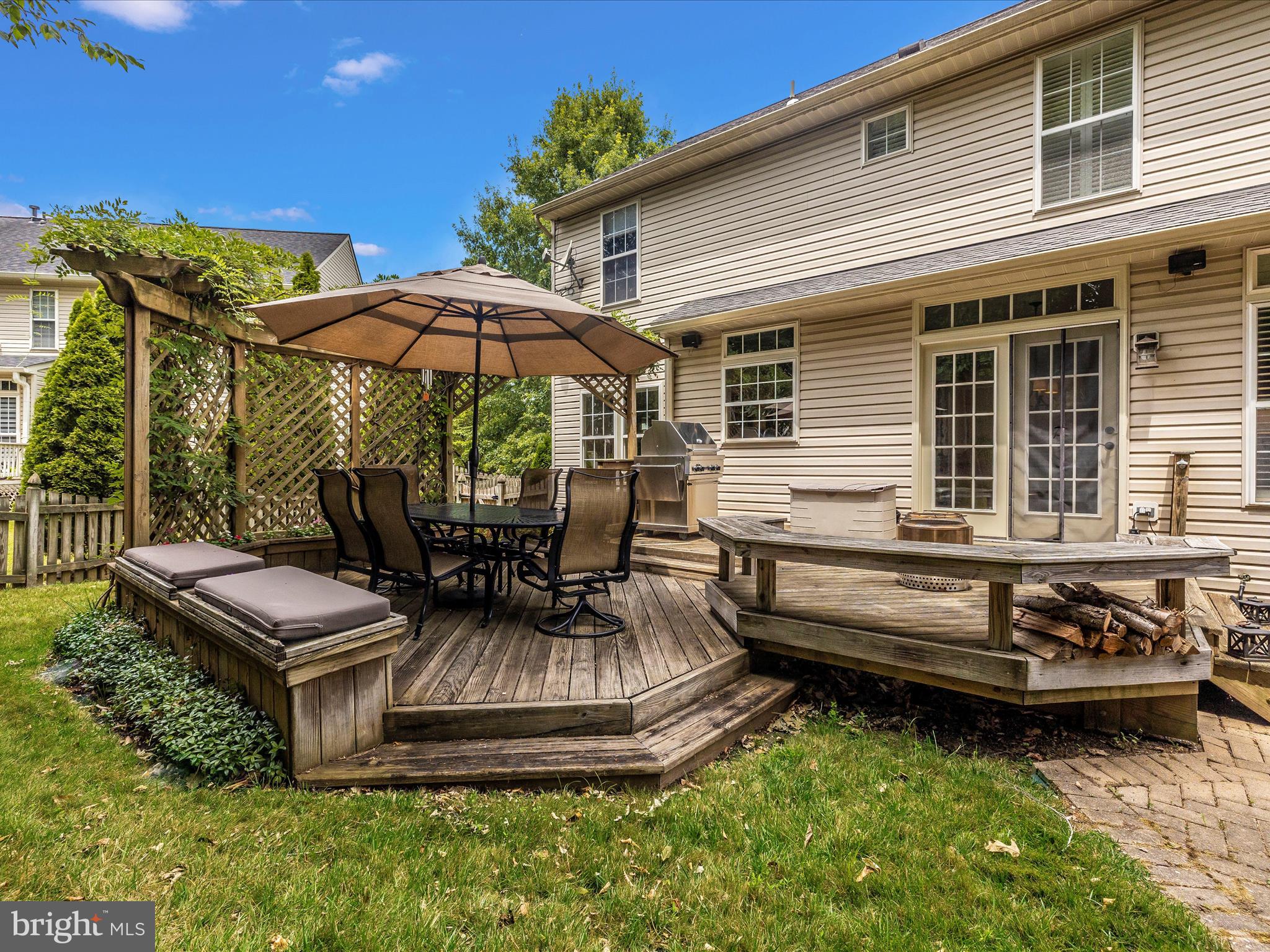 SPRING RIDGE - Residential