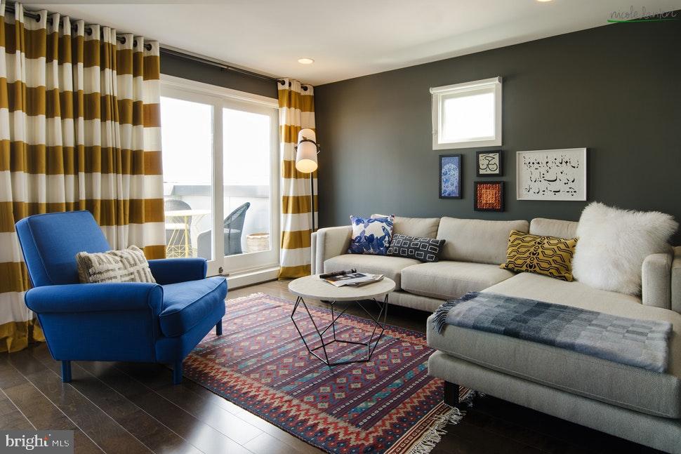 OLD TOWN ALEXANDRIA - Residential Lease