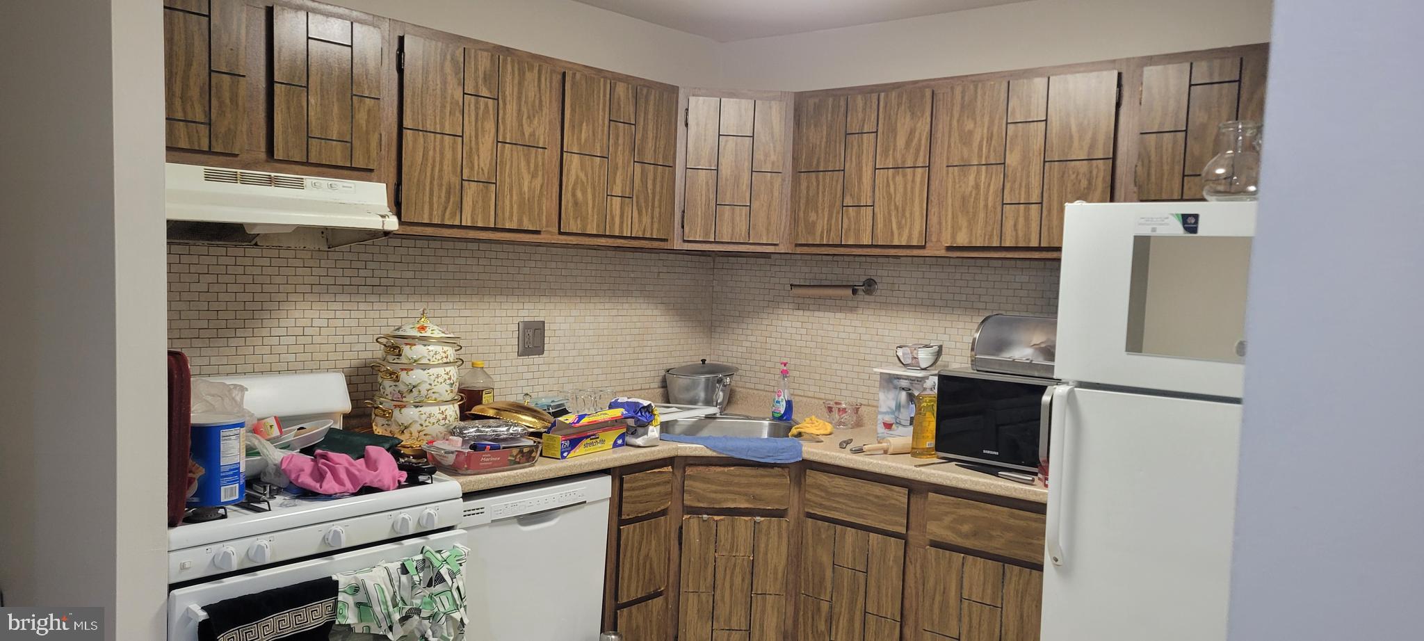 PHILADELPHIA (NORTHEAST) - Residential Income