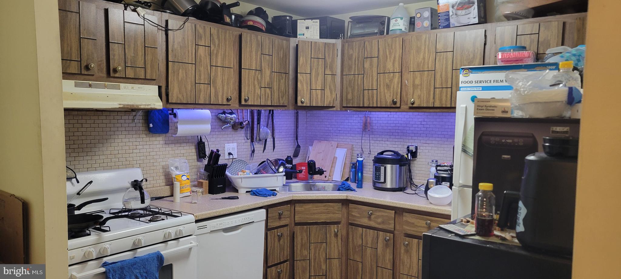 PHILADELPHIA (NORTHEAST) - Residential Income