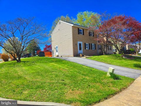 452 DAISY LANE LANCASTER PA 17602