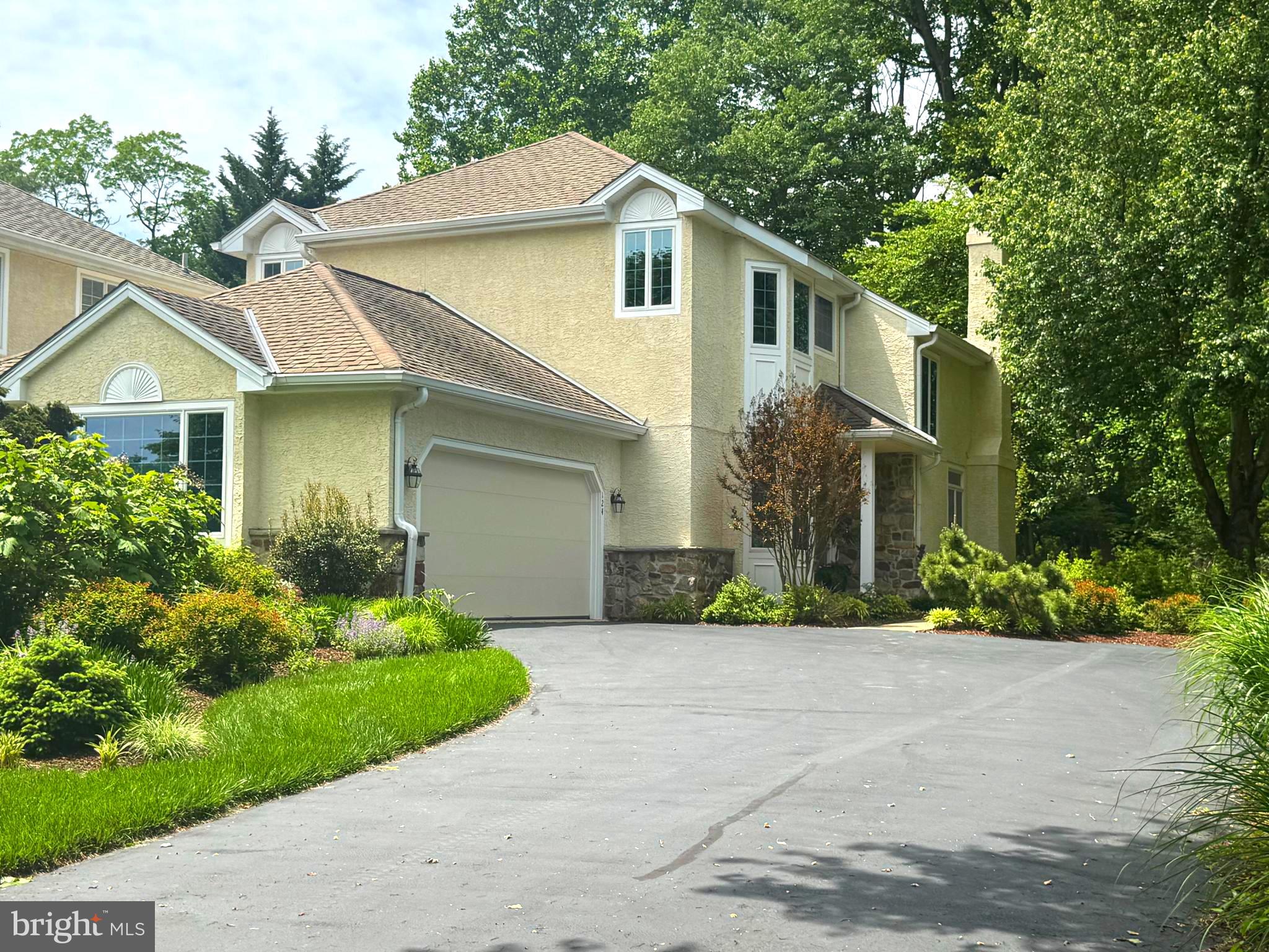 124 PIQUA CIRCLE
