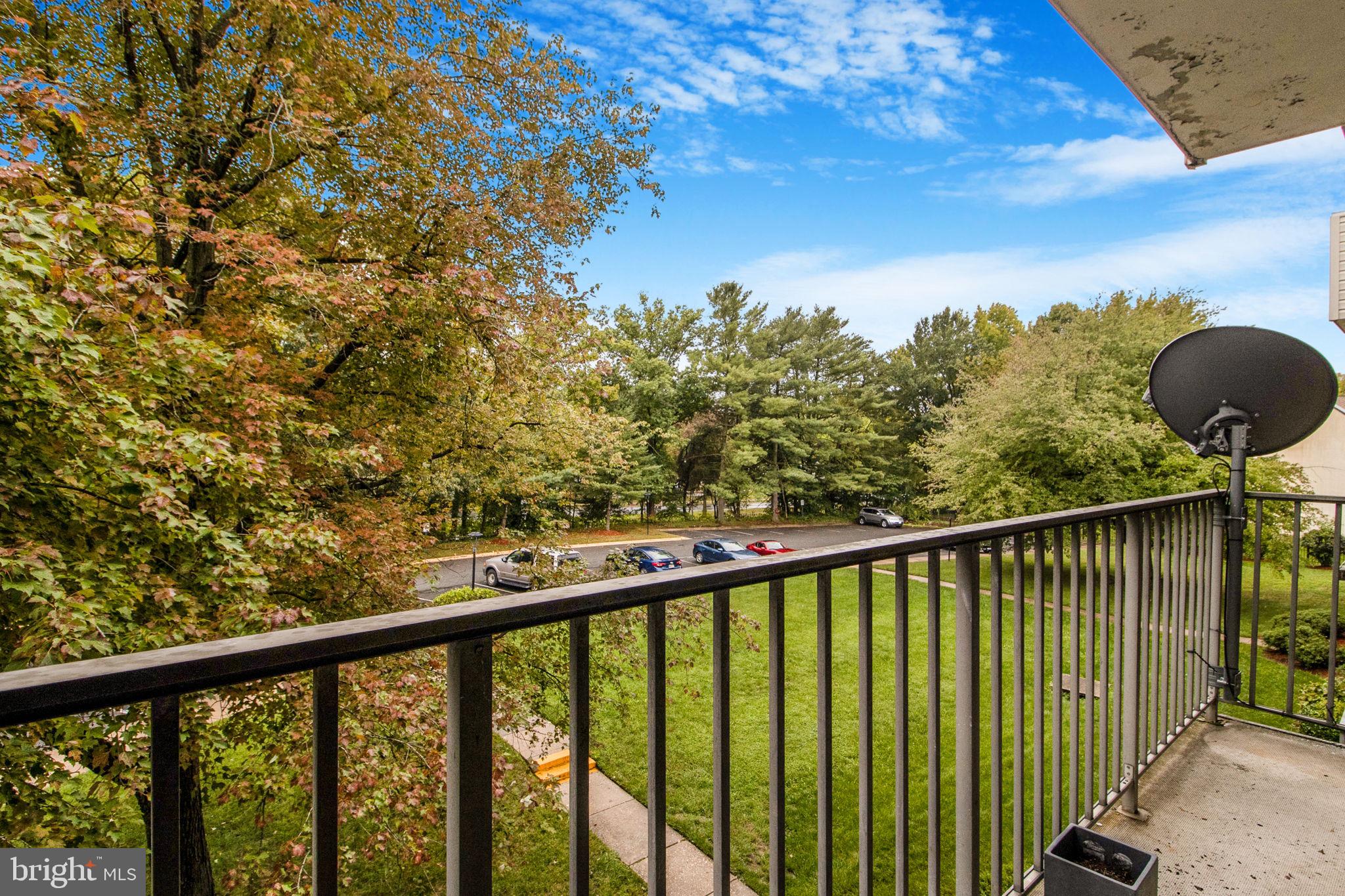 PINES CONDOMINIUM - Residential